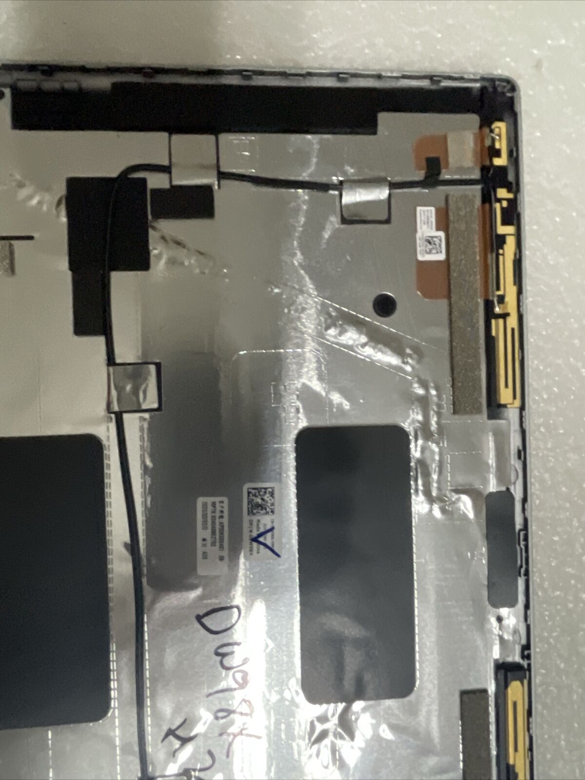 Genuine Dell Latitude 5420 E5420 Laptop LCD Back Top Cover DW98X 0DW98X T8