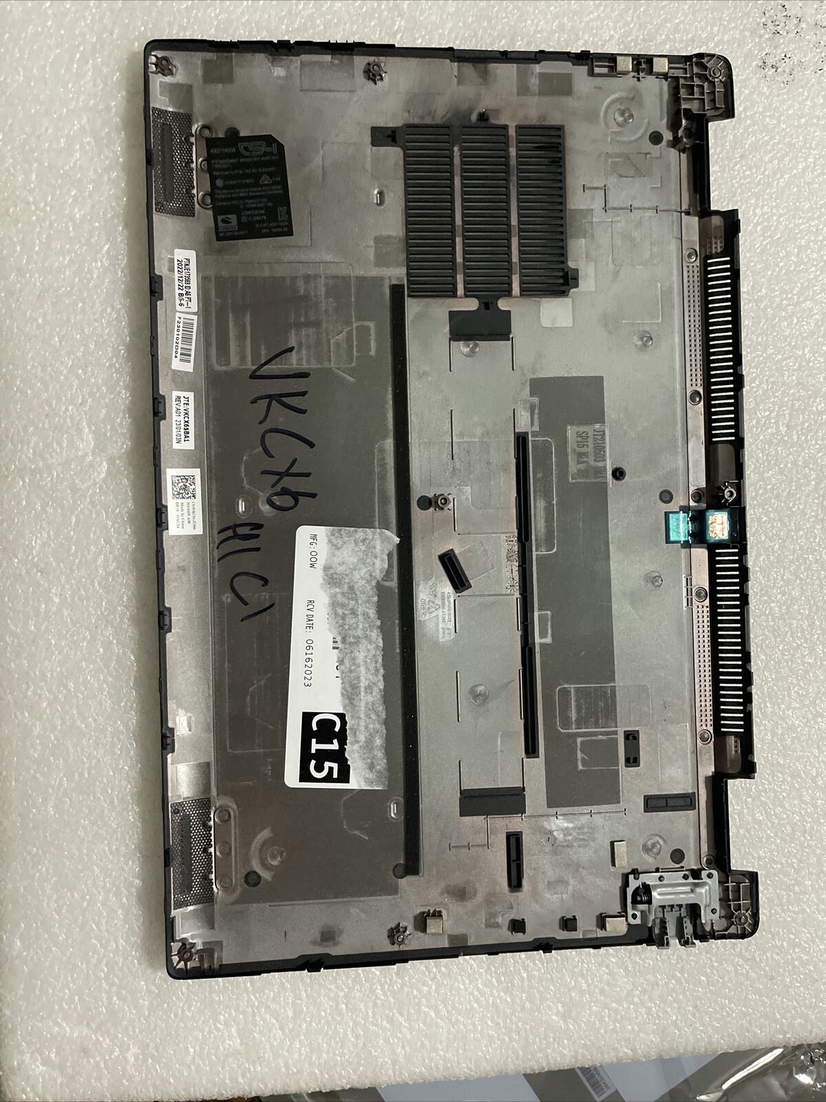 Genuine Dell Latitude 5530 E5530 Bottom base cover  96V58 VKCX6 H1 C1