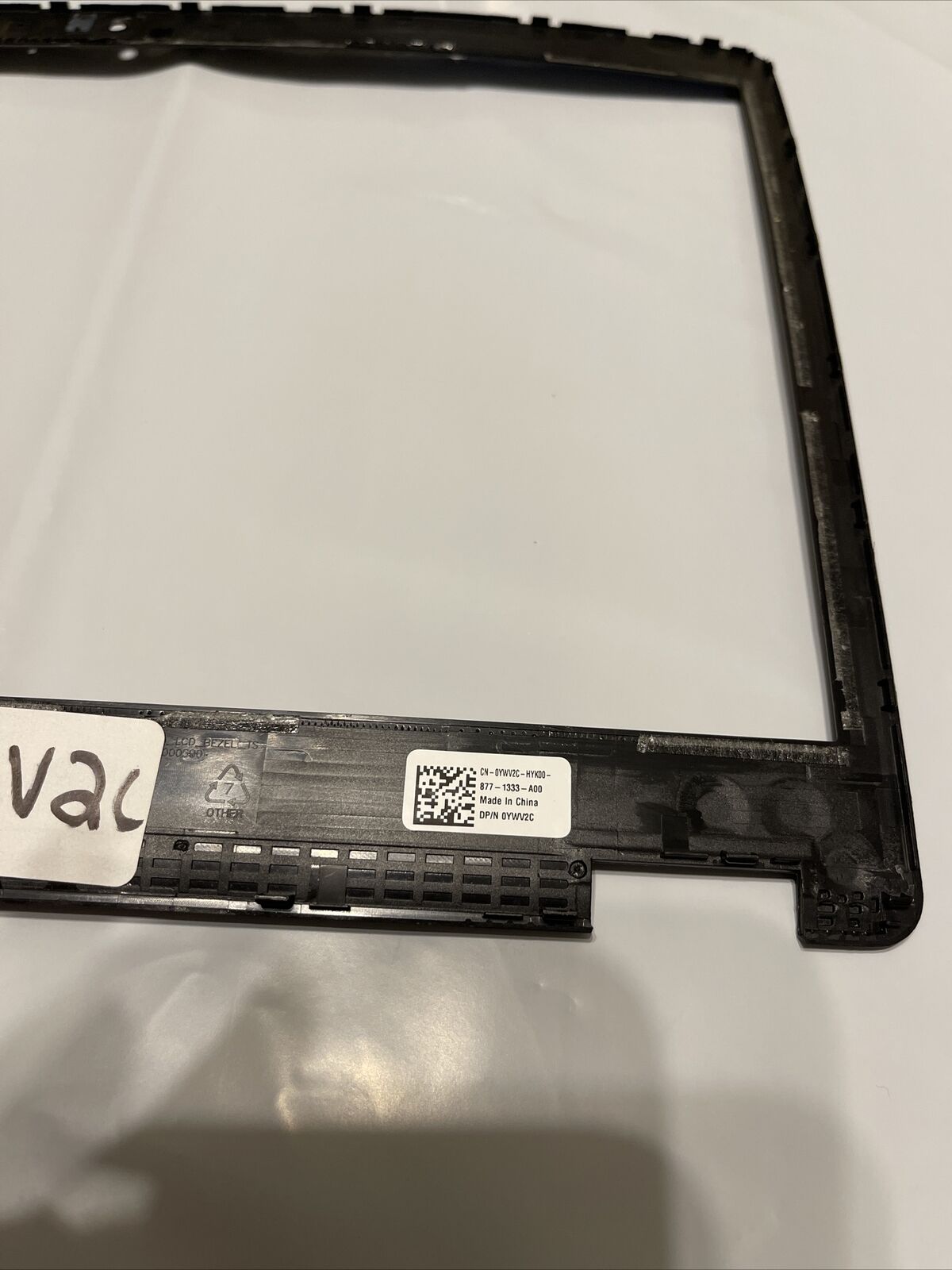 OEM Dell Latitude 5480 Laptop LCD Bezel Webcam Port LED Grade B P/N YWV2C N1