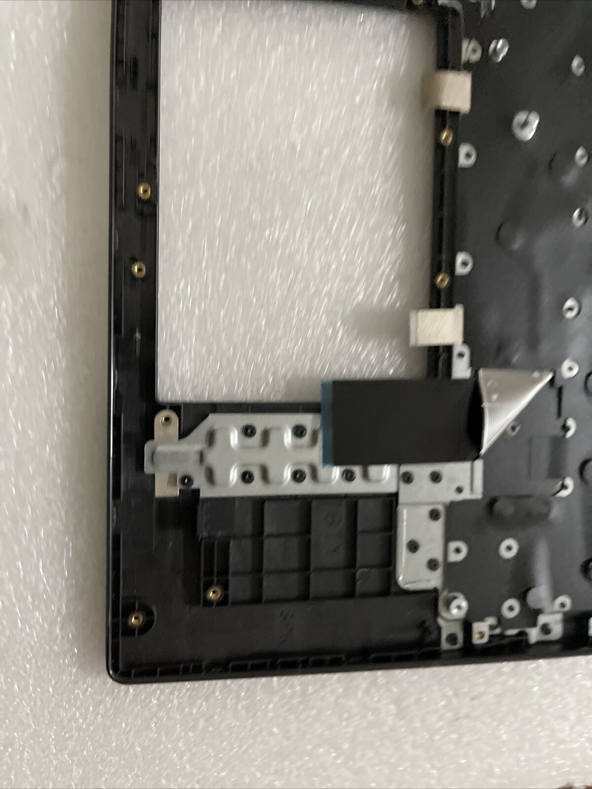 Genuine Dell Latitude 3520 Laptop Palmrest English Keyboard Assembly DJP76 K8 D1