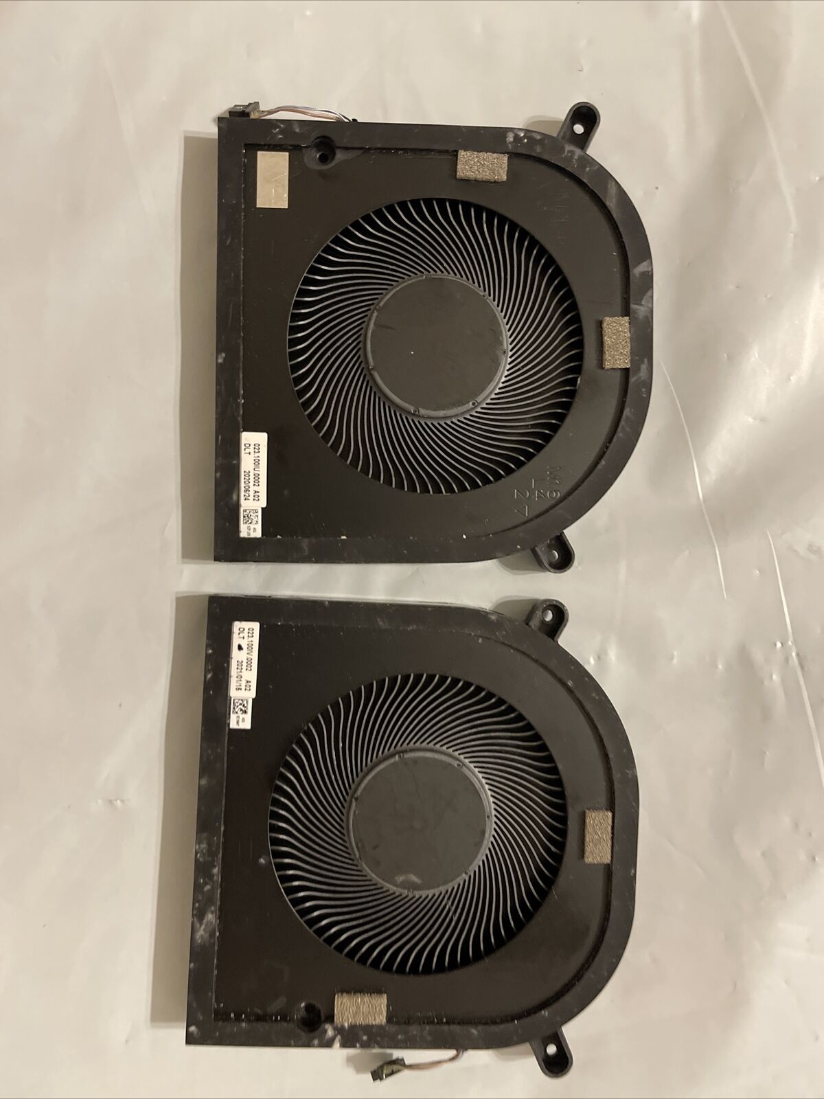 Genuine DELL XPS 17 9720 Laptop CPU GPU Fans Fan 1 Fan2 DC5V 0MXF81 0P2FY9