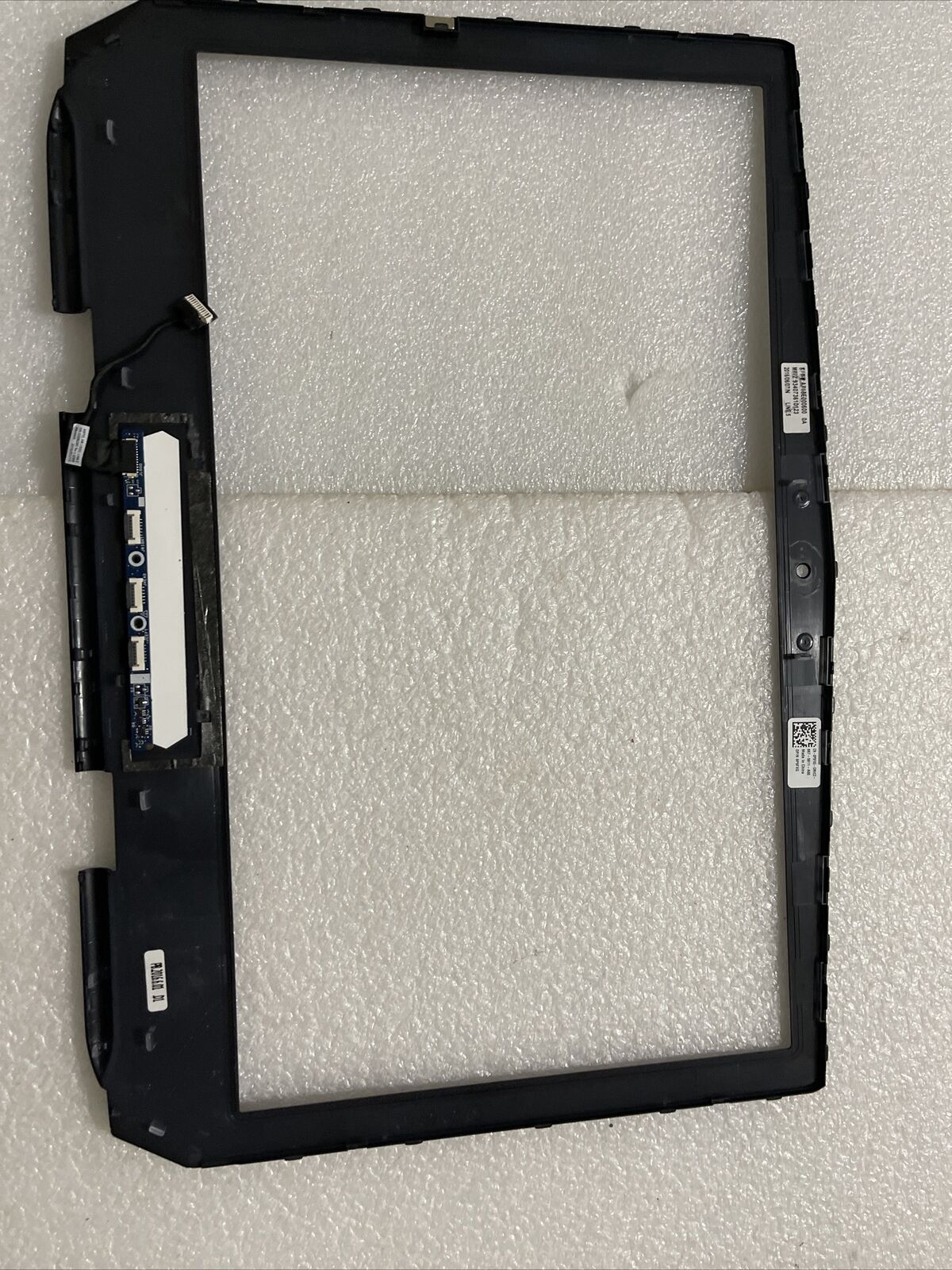 Genuine Dell Alienware 15 R2 R1 LCD Bezel with Logo Board P5FXG 0P5FXG H1 N3