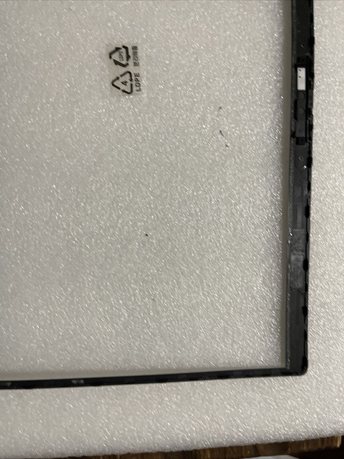 Genuine Dell  Latitude 5540 E5540 LCD Front Trim Bezel  0HW5FR HE5FR H1 N3
