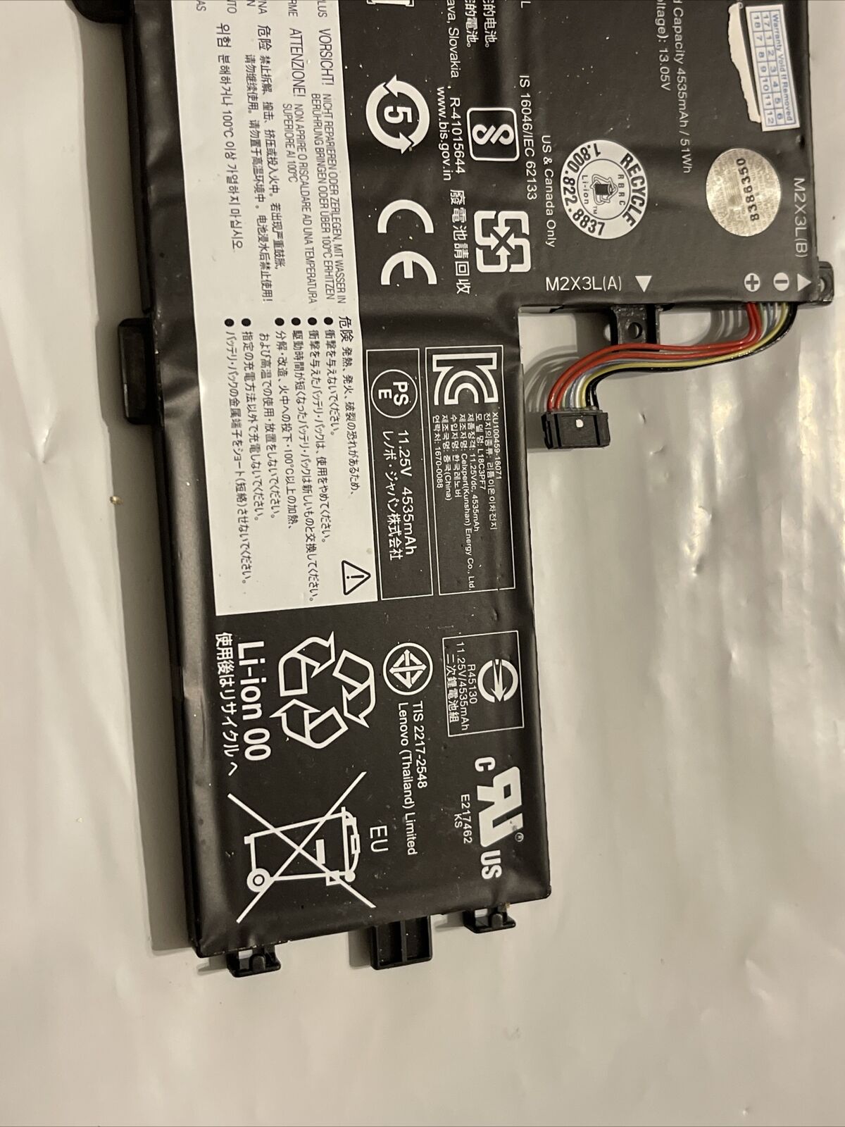 Genuine Lenovo ideapad battery 11.25V 4535mAh L18C3PF7 5B10T09095 ata X7