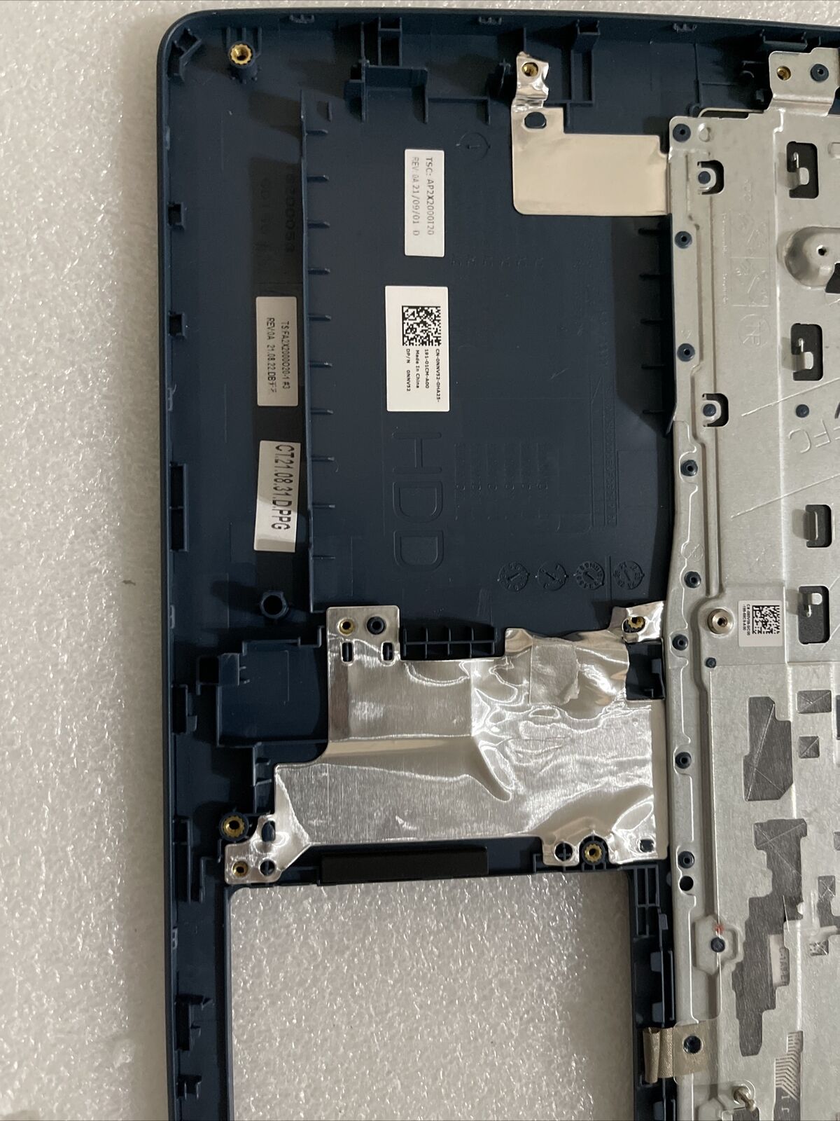 NEW GENUINE DELL Inspiron 15 3000 Palmrest SPANISH KEYBOARD NNV52 0NNV52 H1 P4