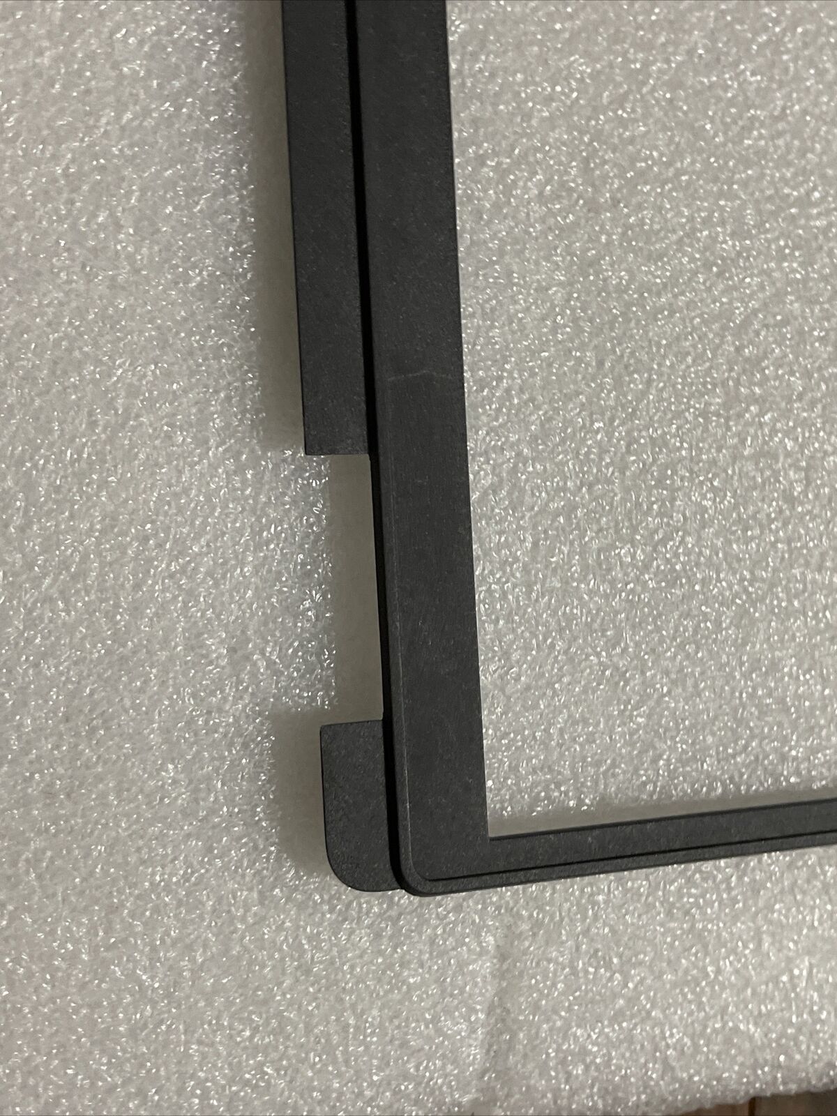 Genuine Dell Latitude 3520 15.6" Front Trim LCD Bezel HD Cam H5YMR 0H5YMR H1 N3