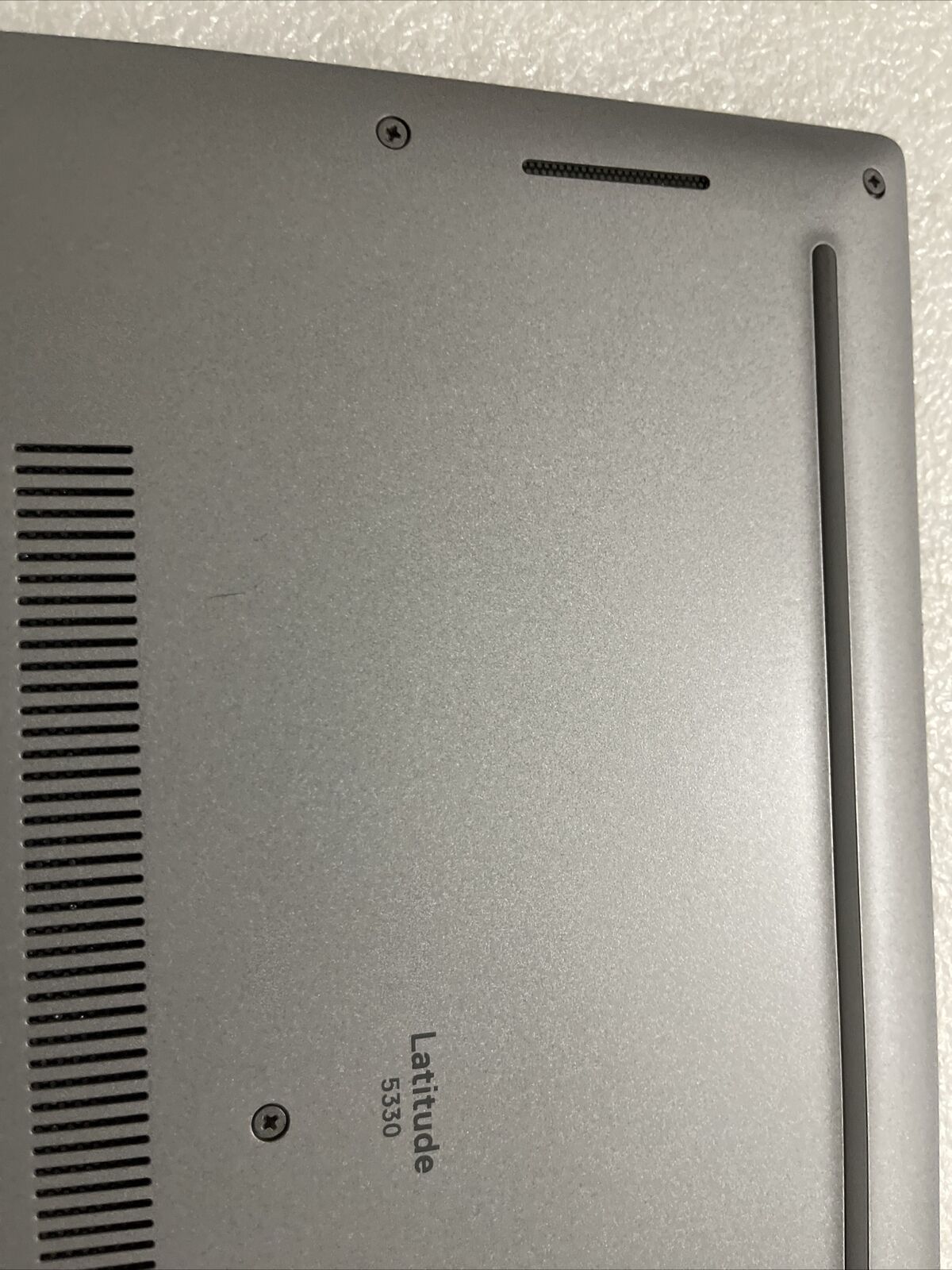 Dell Latitude 5330 E5330 2in1 Lower Bottom Base Case Cover 008W5X 08w5X HM B3