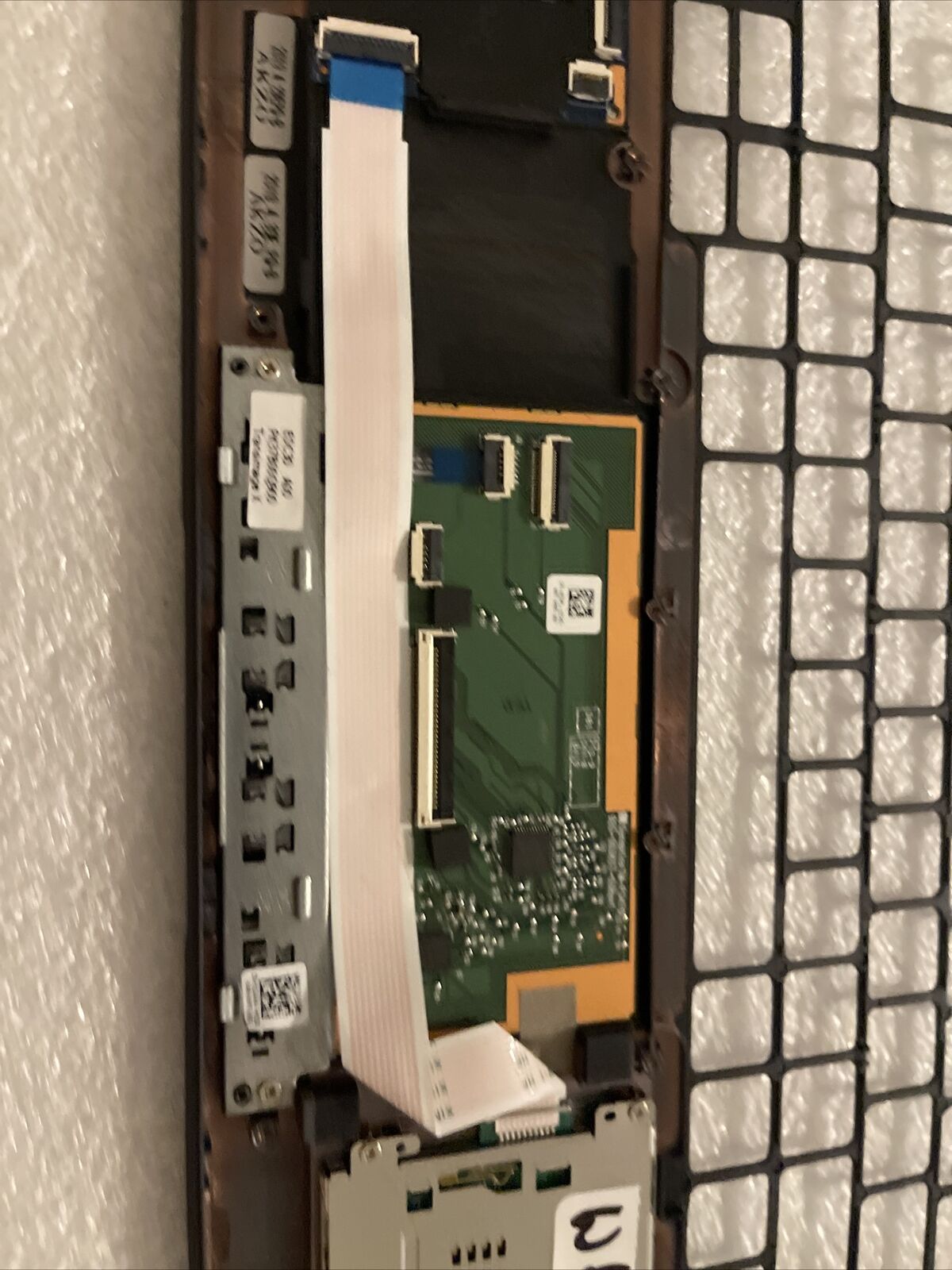 New Dell OEM Latitude 7300 Palmrest Touchpad Smart Card Reader W6GJY S1 A1