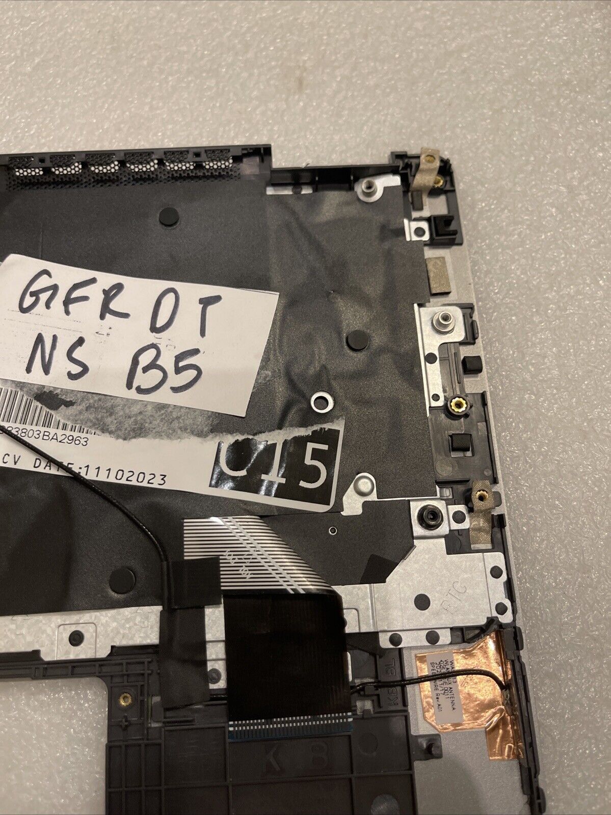 GENUINE DELL LATITUDE 3301 LAPTOP PALMREST US KEYBOARD RK3KP GFRDT NS B5