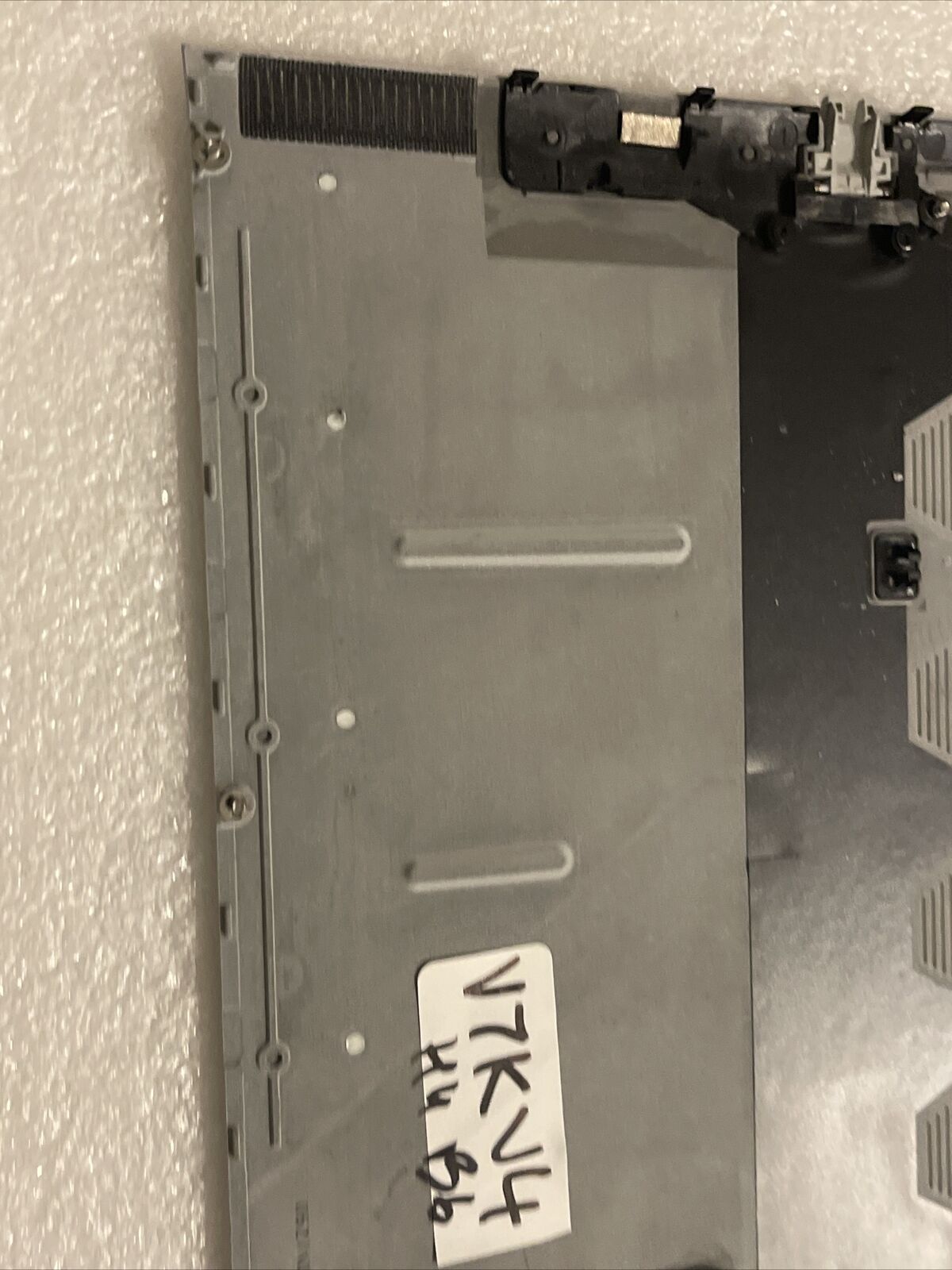 GENUINE DELL Alienware M15 R2 Laptop Bottom Base Case COVER V7KV4 0V7KV4 H4 B6