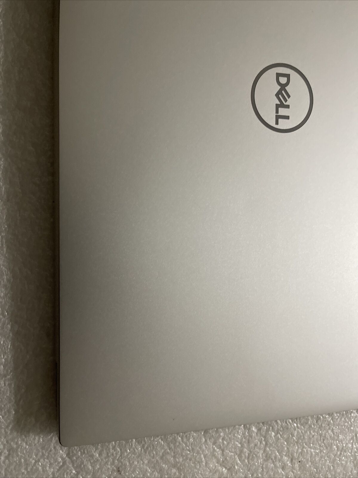 As is For Parts DELL XPS 17 9710 9720 UHD+ 4K+ TOUCHSCREEN  59CVM R2L7 Defective