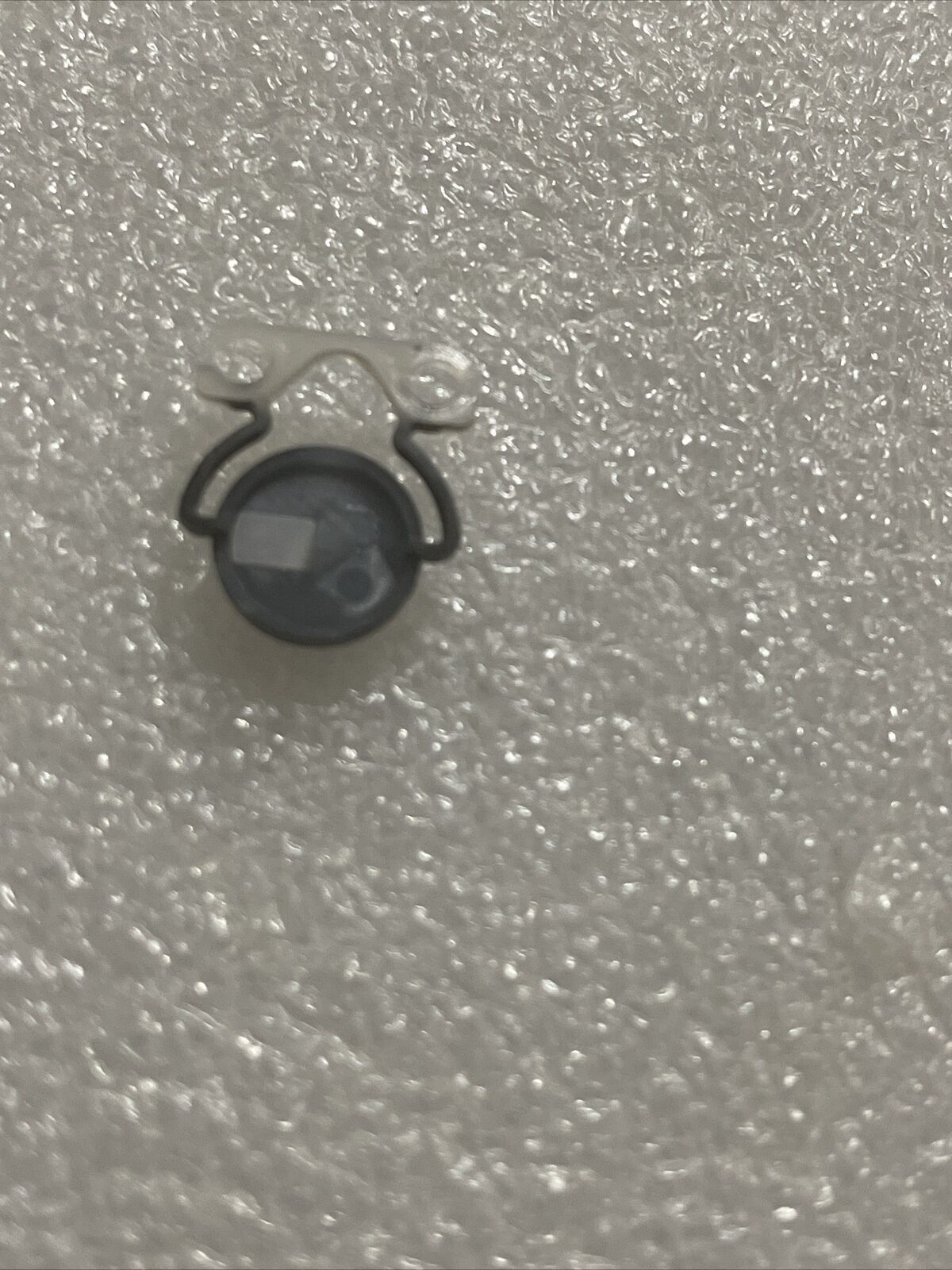 Genuine Dell Latitude  7400 Plastic Power Button Cover gray 762CW 0762CW N1 B1