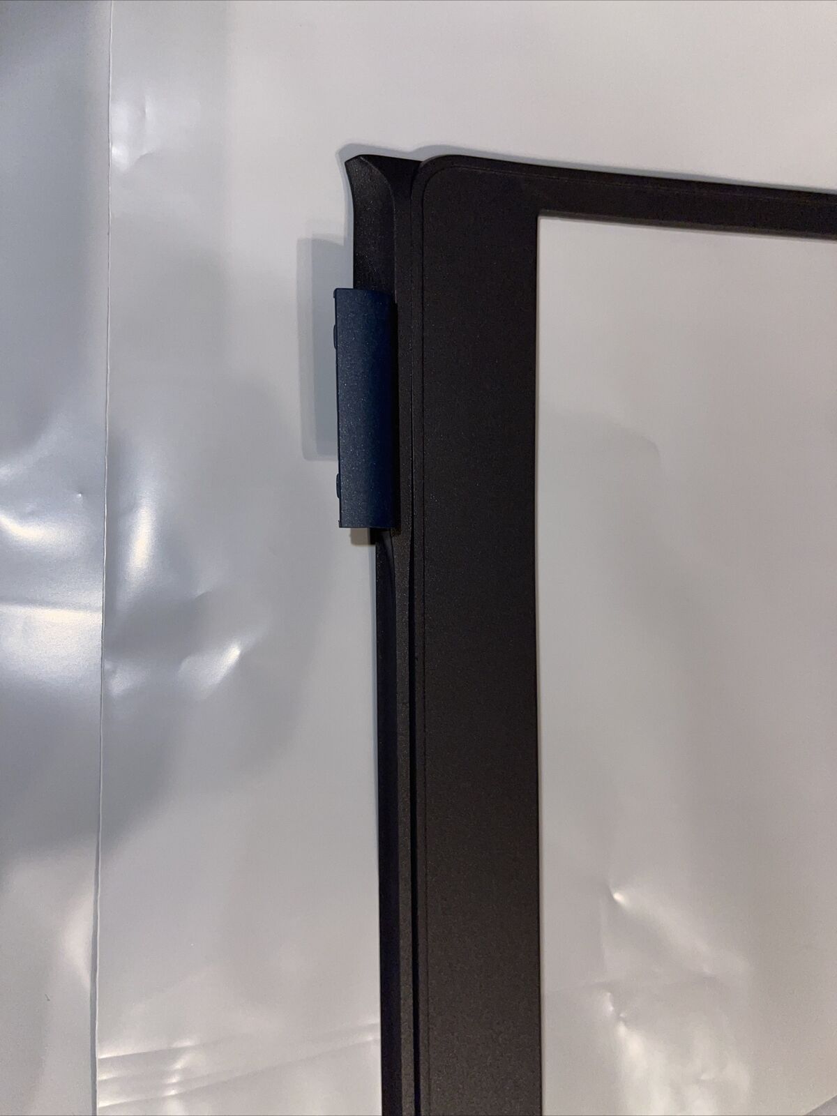 Genuine Dell Inspiron 15 3000 Series Lcd Front Bezel TM69M 0TM69M N4