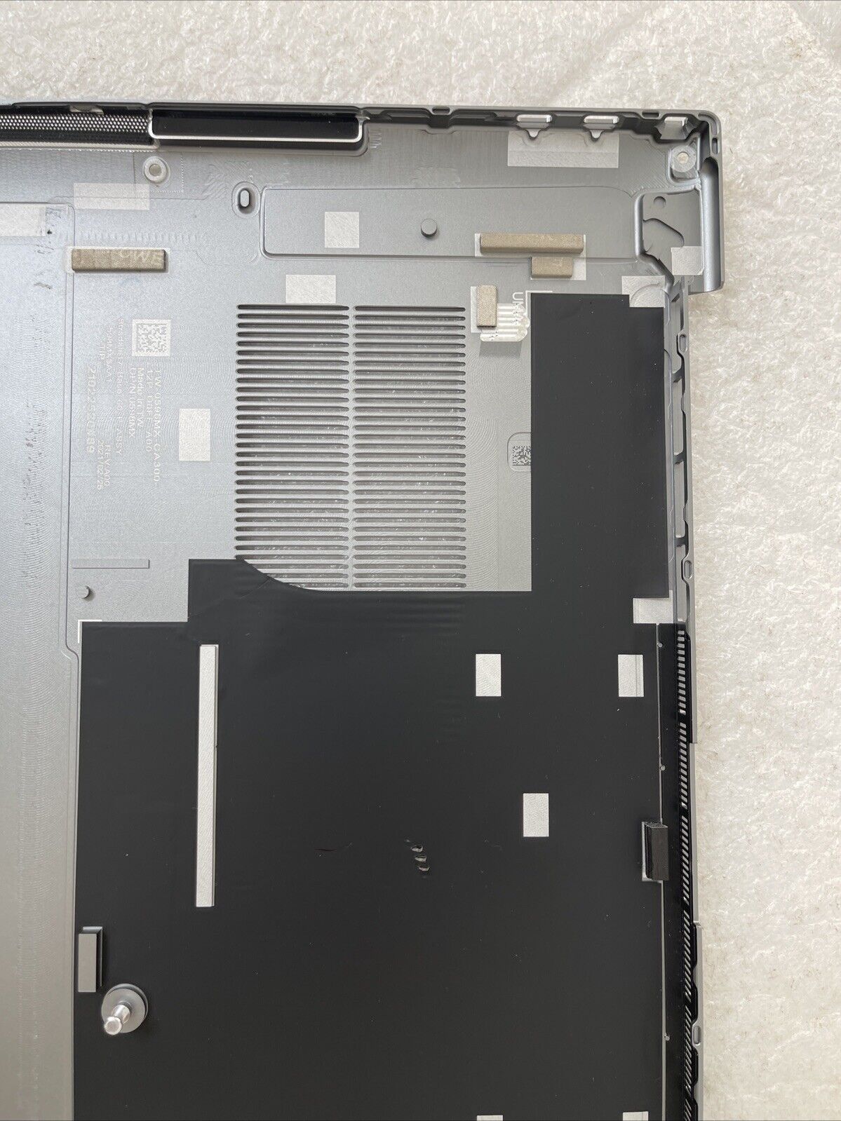 OEM Dell Precision 5750 Laptop Bottom Base Metal Cover Assembly Gray 598MX KG C4