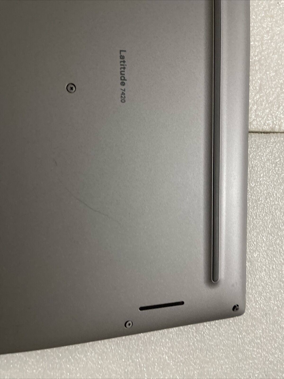 Genuine Dell Latitude 7420 E7420 Bottom Base Cover 0YN0M4 YN0M4 H1E1B3 Grade B