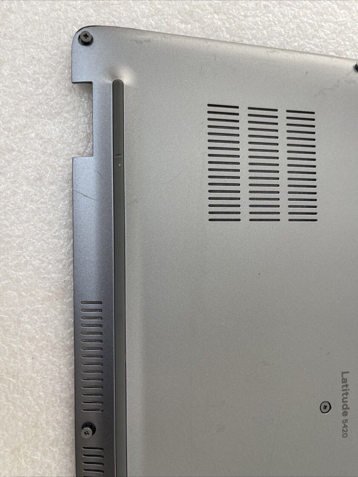 Genuine Dell Latitude 5420 E5420 Bottom Base Lower  Back Cover 063DTN 63DTN C1