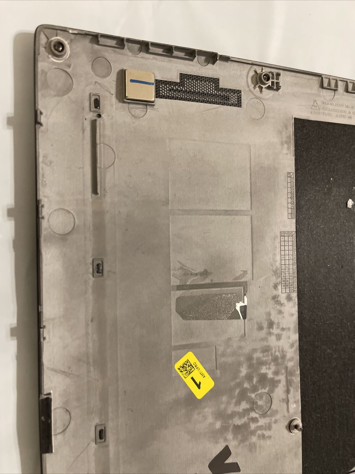 Genuine Dell Latitude 7410 laptop Bottom Base Cover Assembly  V987T 0V987T C1