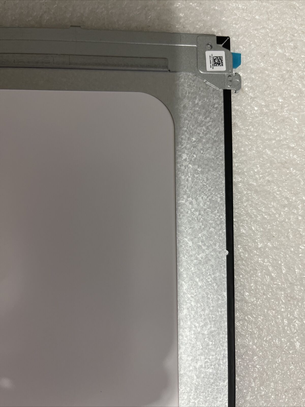 Dell Inspiron 15.6 3511 Matte LCD Touch Screen 08HVPX Ht S8 SCRATCH SEE PICTURE