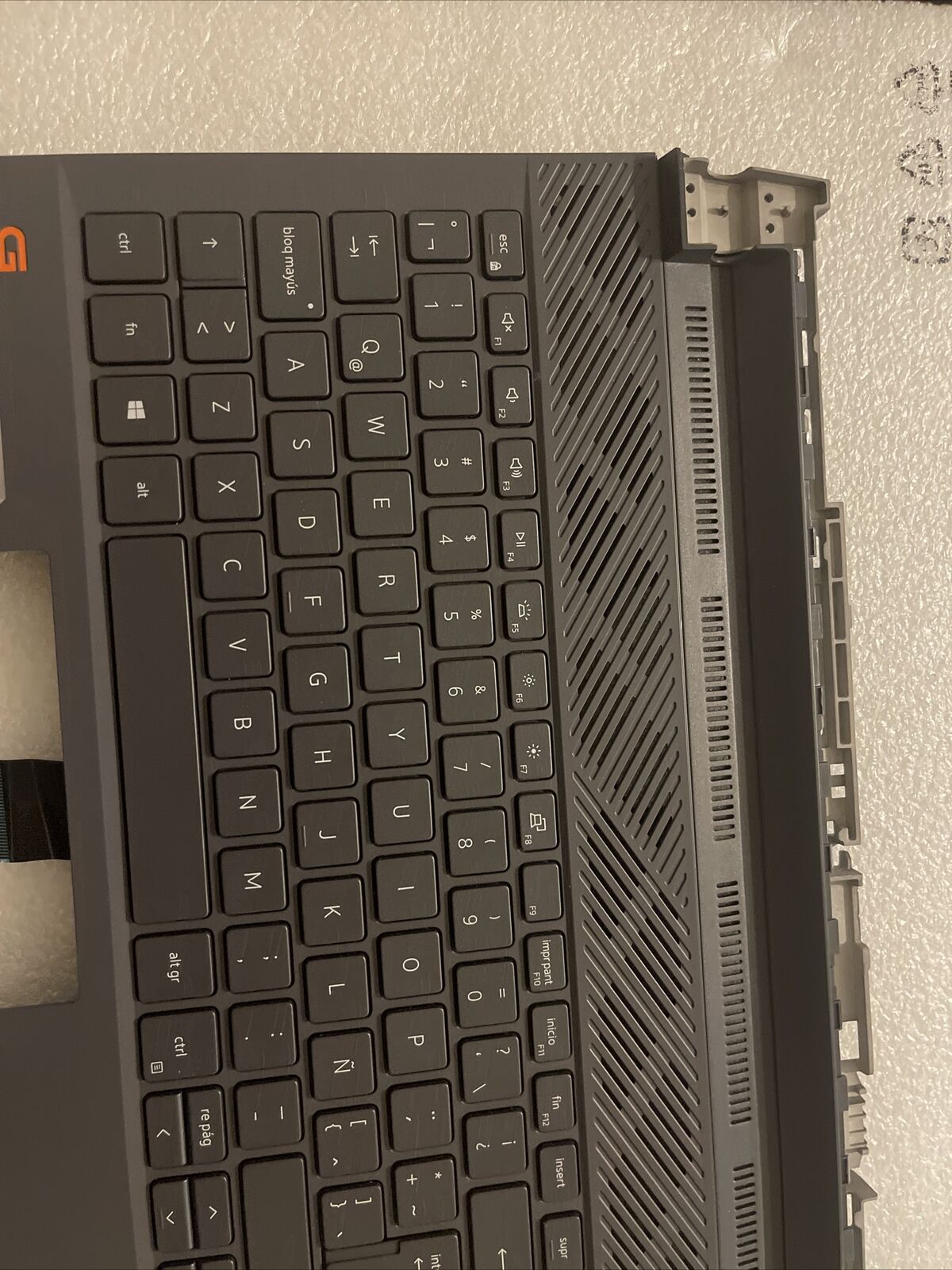 Dell Inspiron 15 G15 5510 5511 5515 Palmrest Spanish Backlit Keyboard V256H A4H2