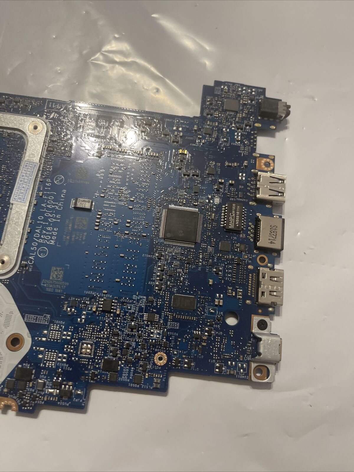 Dell Latitude 3590 08M4FC i5-8250U Laptop Motherboard S1