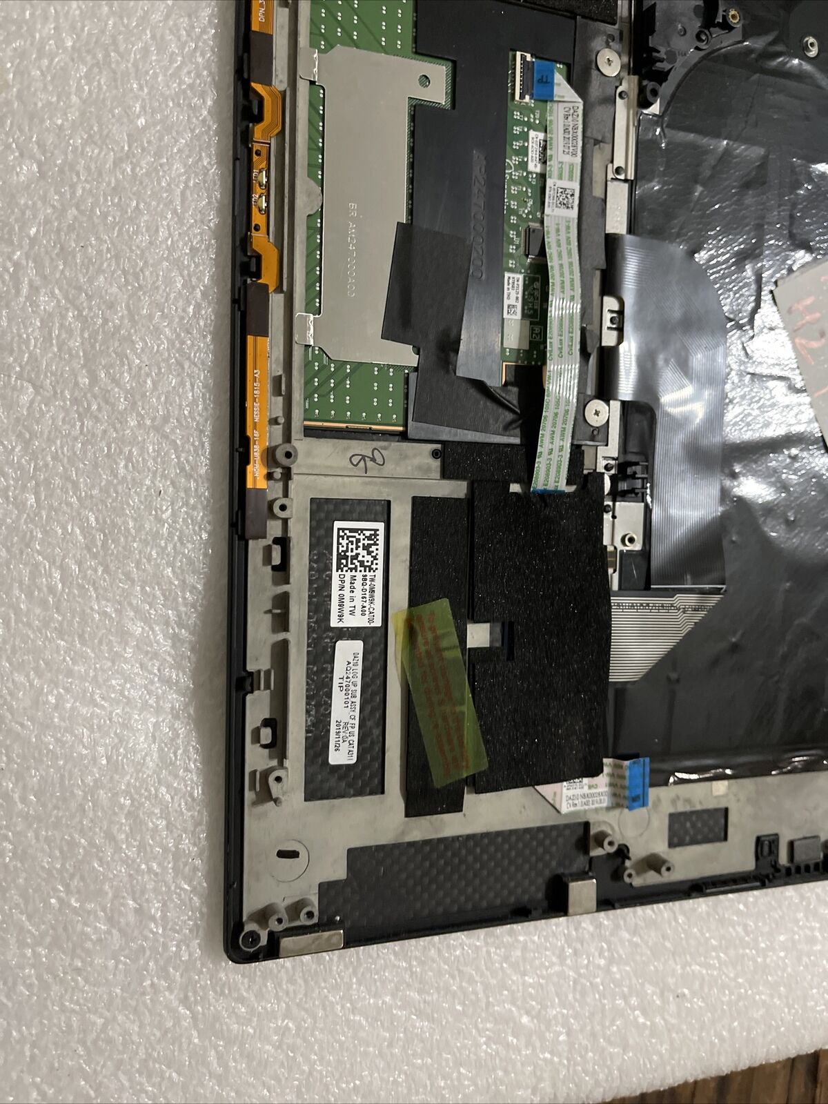 Genuine Dell XPS 9575 Palmrest Touchpad US Backlit Keyboard  M9W9K H2 T1