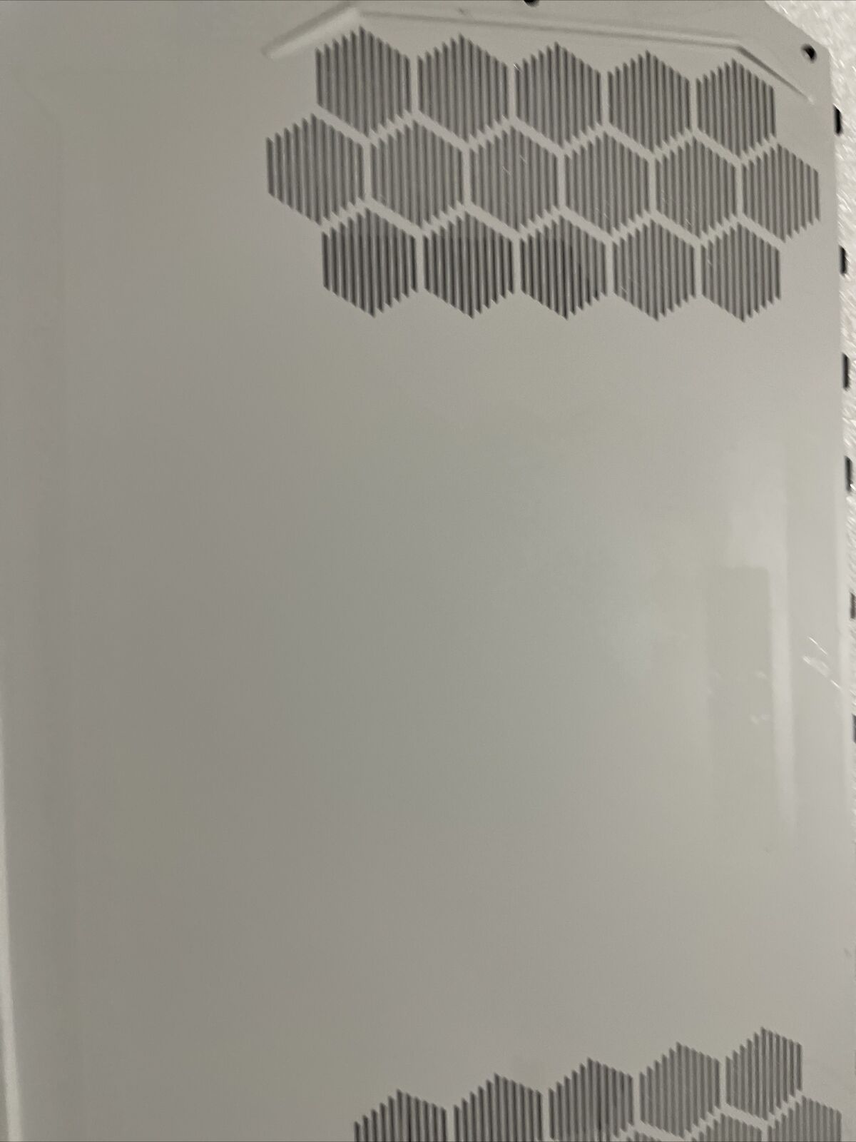 Genuine Dell Alienware X17 R2 Bottom Base Back Cover White 021FNV 21FNV H1 E2 E1