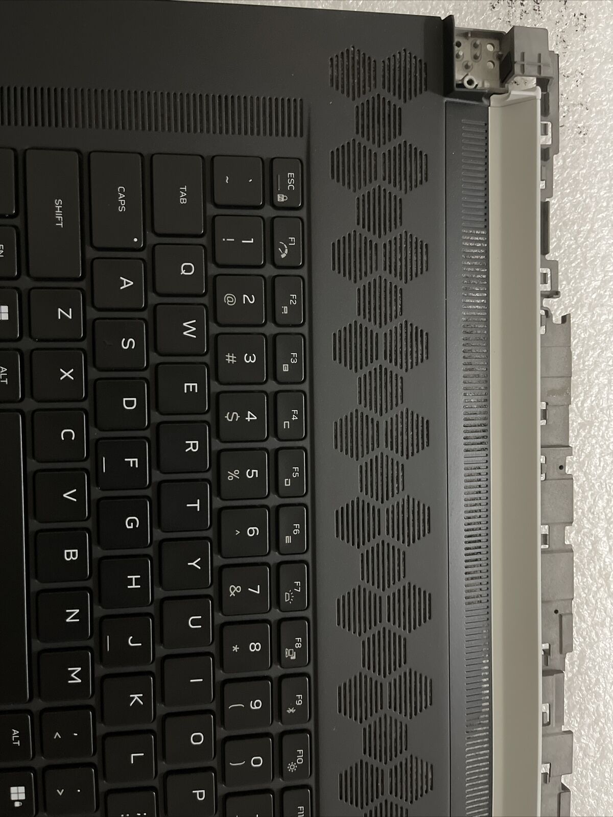 New Dell Alienware X17 R2 Laptop Palmrest US Keyboard  AM303000801 346YC H1 R1T1
