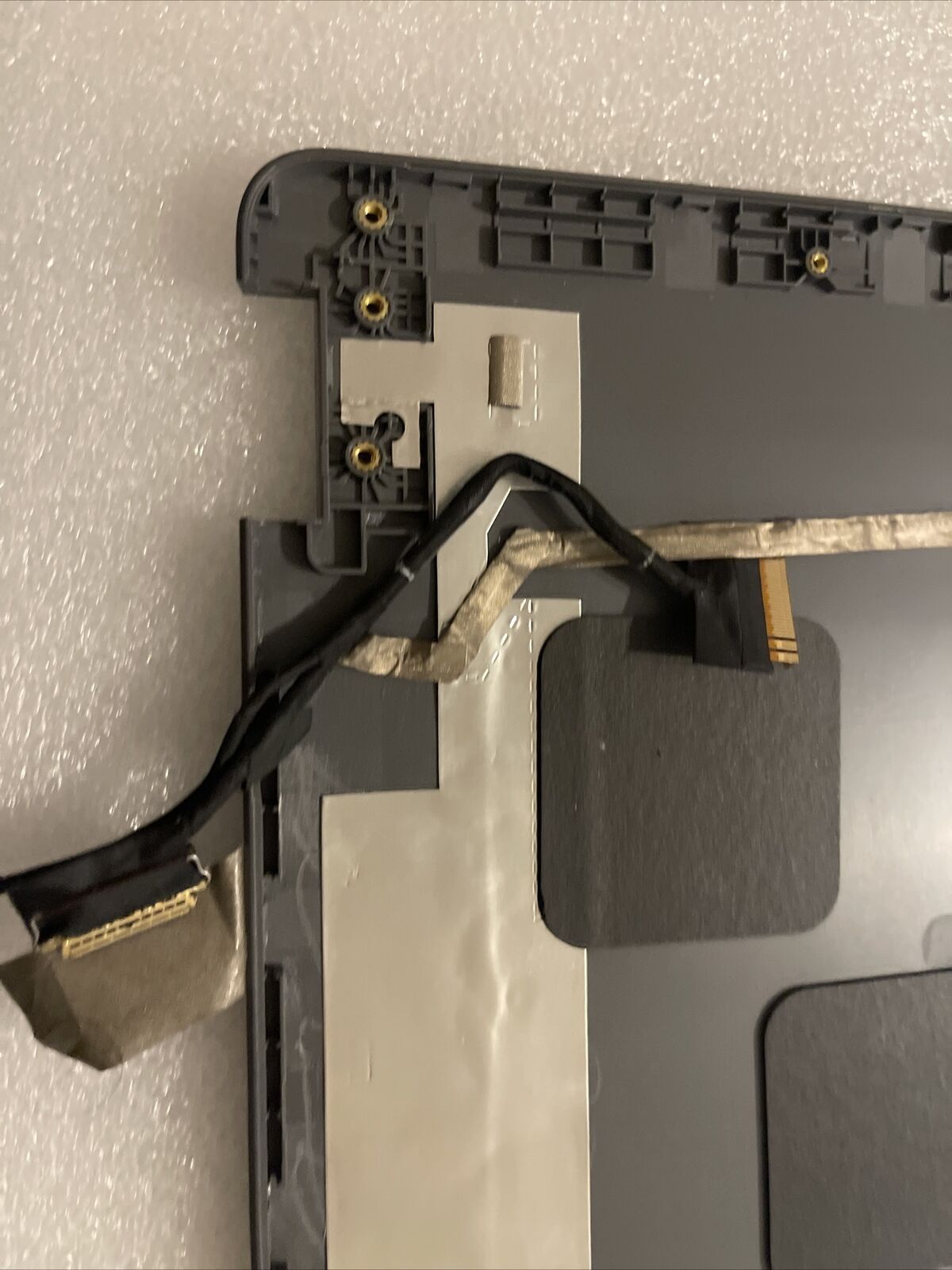 Dell Latitude 3120 2-in-1 LCD Back Rear Cover LID Camera  P8795 0P8795 H1 B9