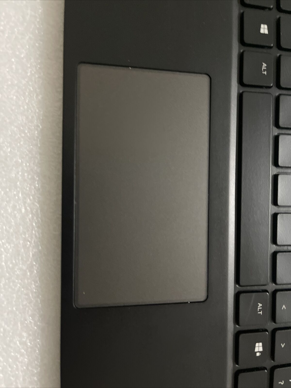 OEM Dell Alienware x15 R1 Laptop Palmrest Touchpad Keyboard  Extras 0V6M0K NT P6