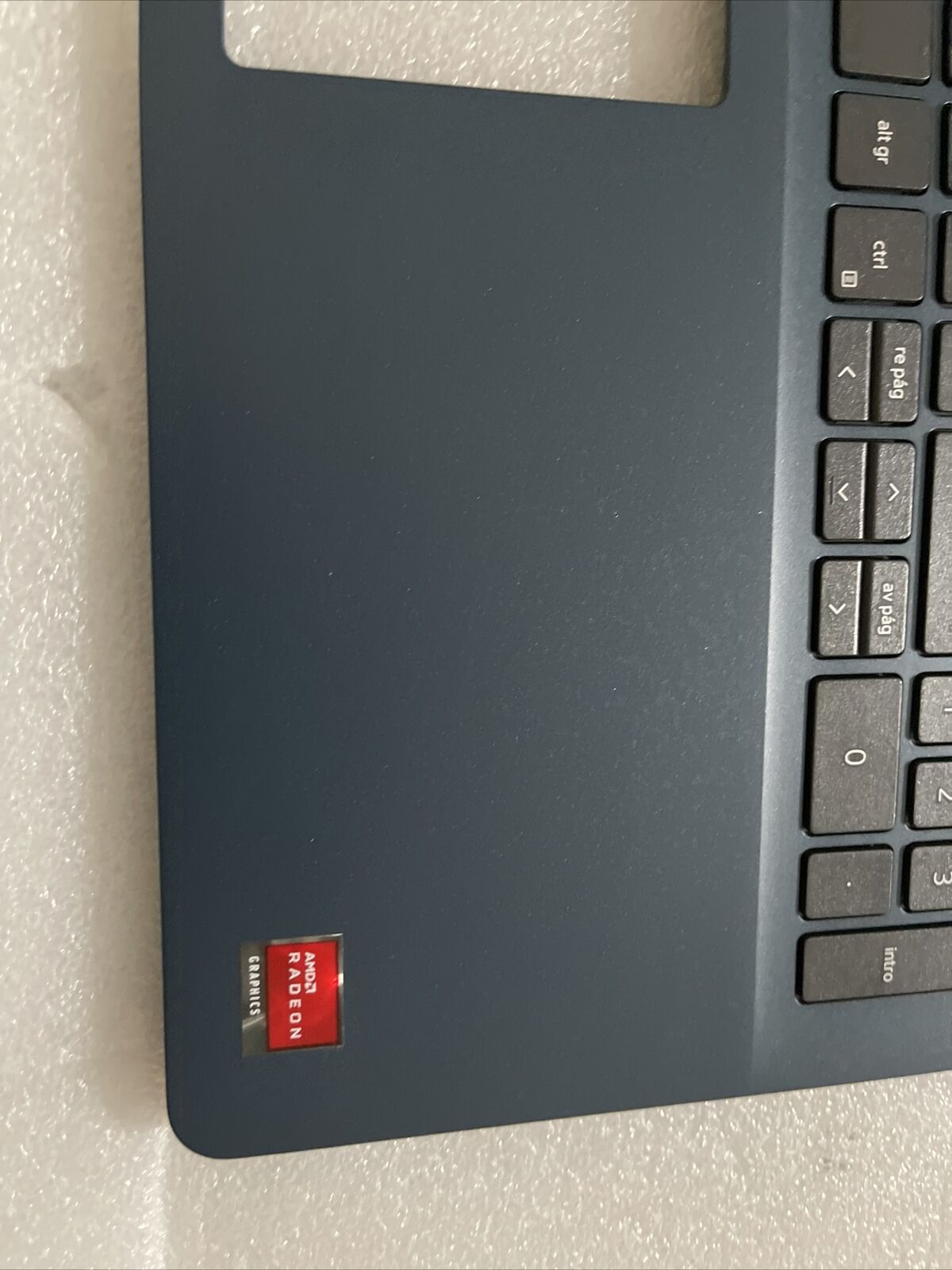 NEW GENUINE DELL Inspiron 15 3000 Palmrest SPANISH KEYBOARD NNV52 0NNV52 H1 P4