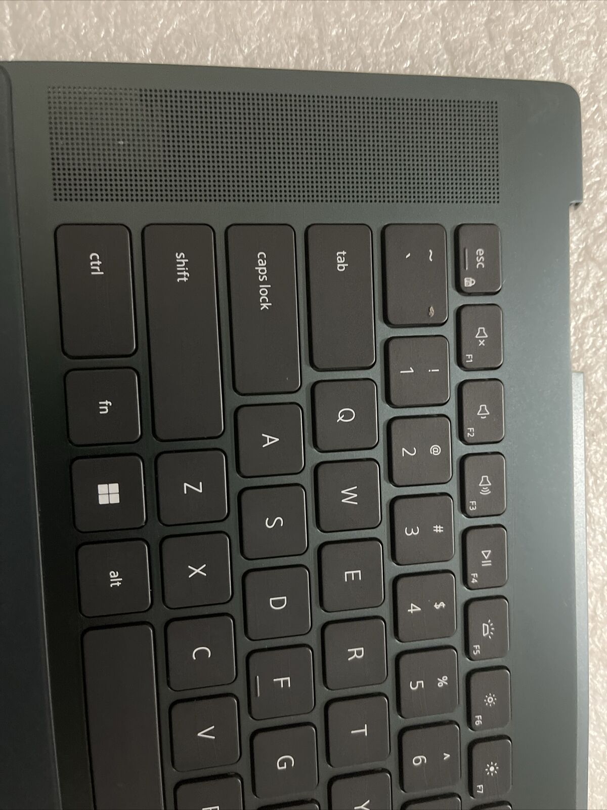 Dell Inspiron 16 7620 2-in-1 Palmrest Backlit Keyboard Touchpad  HH9P4 ST P6