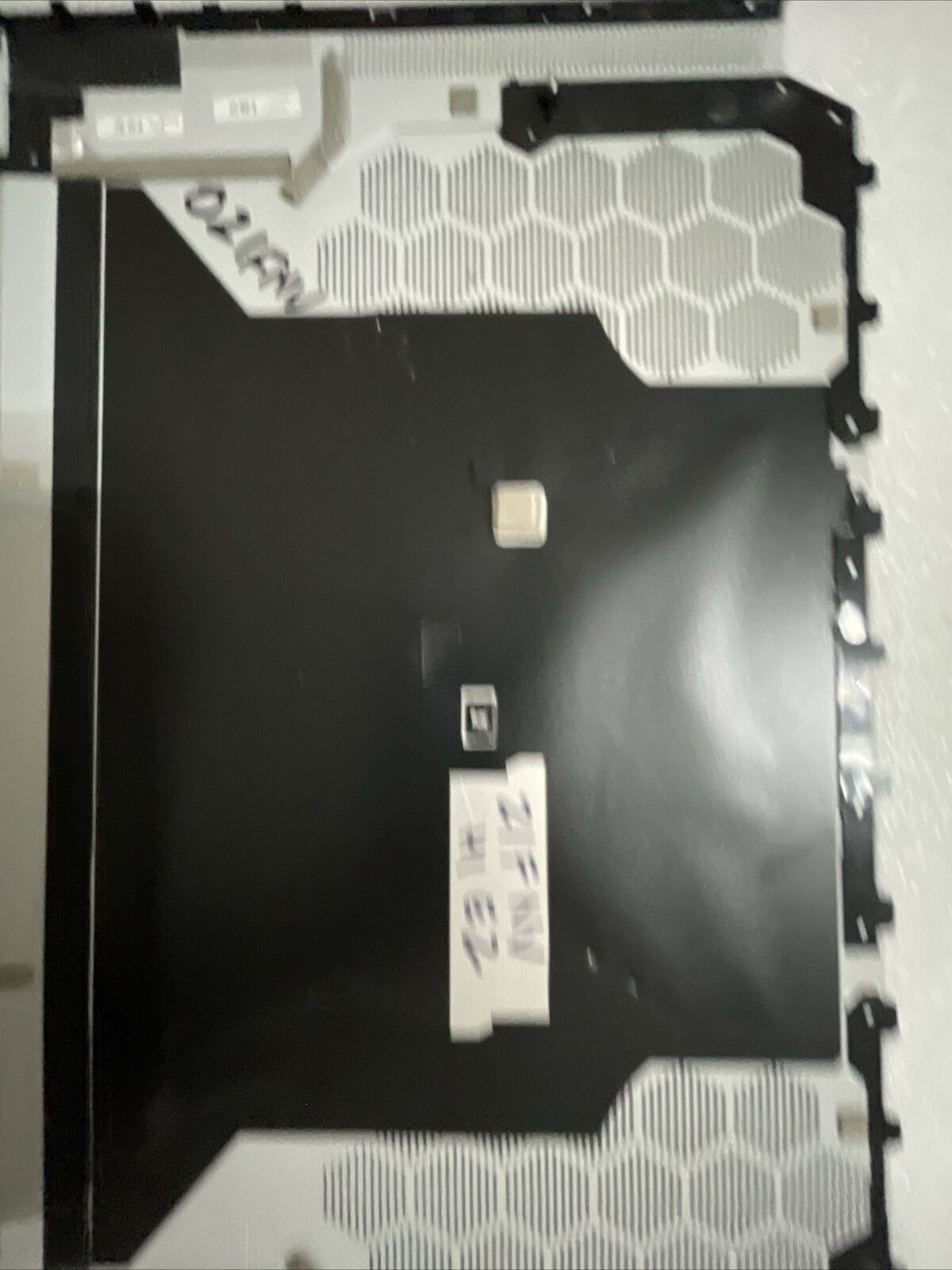 Genuine Dell Alienware X17 R2 Bottom Base Back Cover White 021FNV 21FNV H1 E2 E1