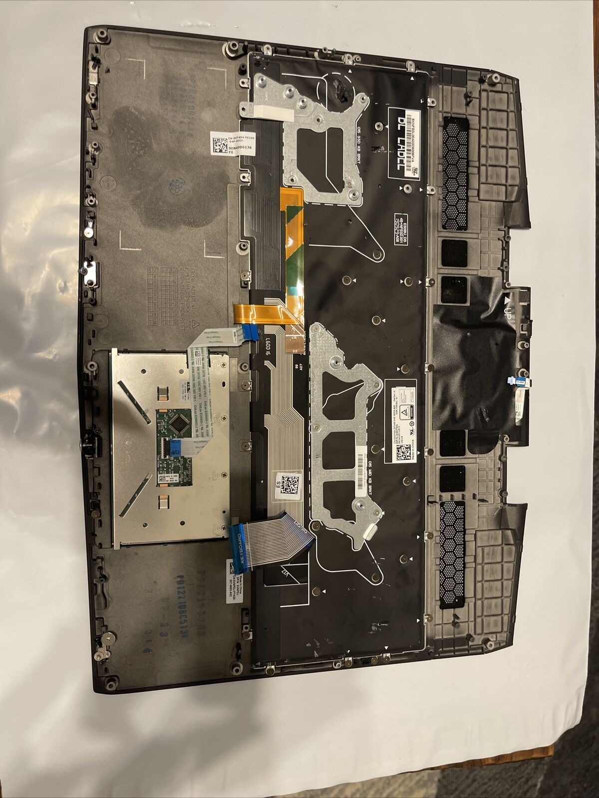 Genuine Dell Alienware M15 15.6" Laptop Palmrest Touchpad Keyboard VNPDJ P4 T3