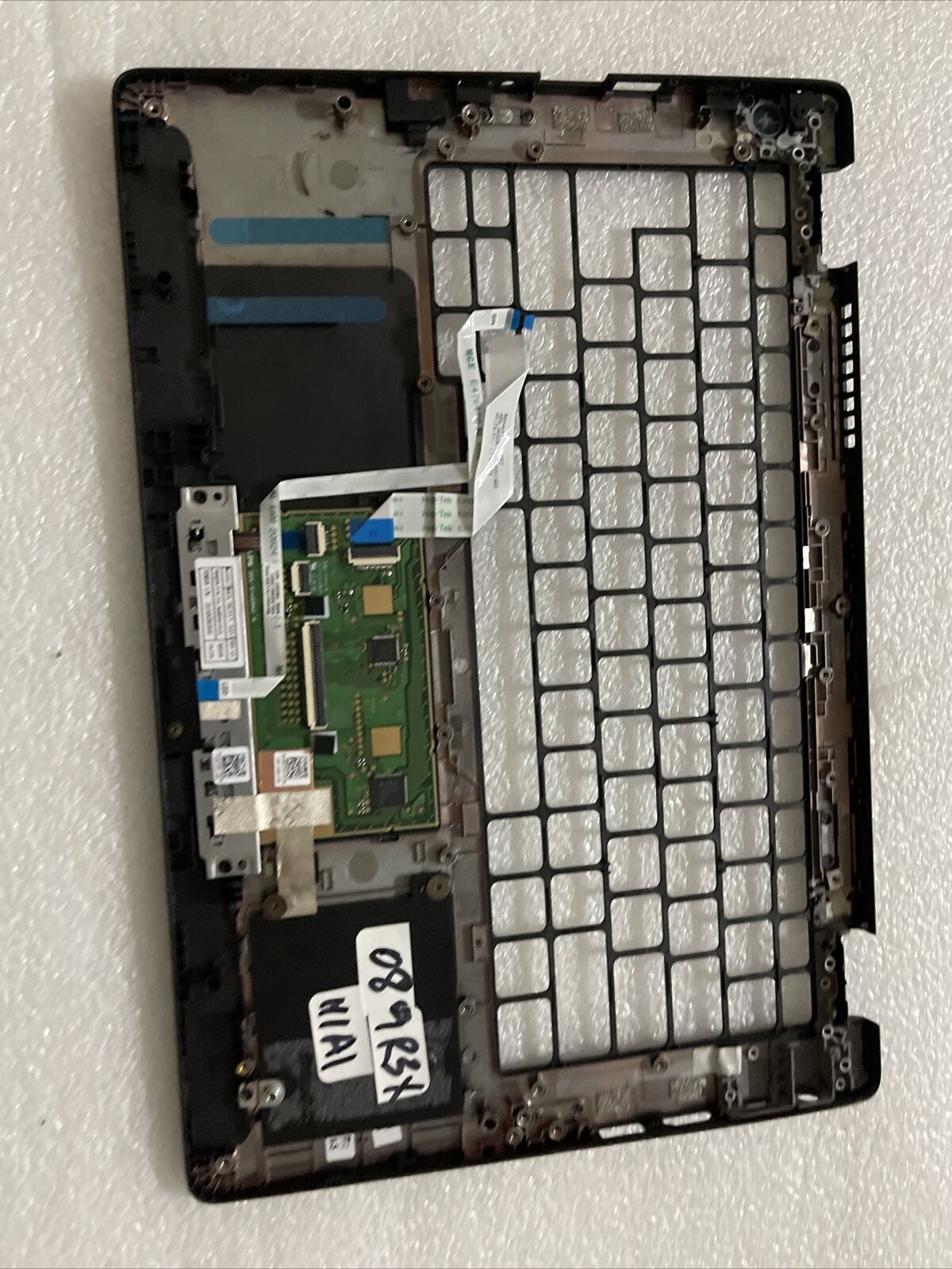 Genuine Dell Latitude 5300 2-in-1 Laptop Palmrest Touchpad 89R3X 089R3X H1 A1