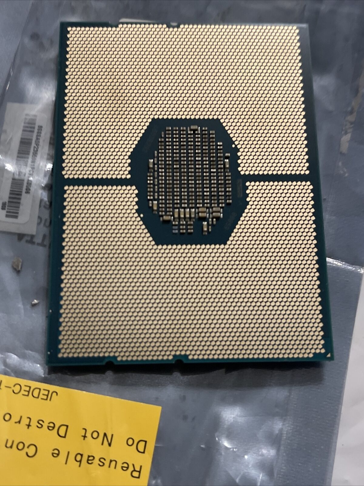 SR3AR INTEL XEON GOLD 6134 3.2GHZ 8 CORE 24.75MB L3 CACHE 130W PROCESSOR H1 A Gr