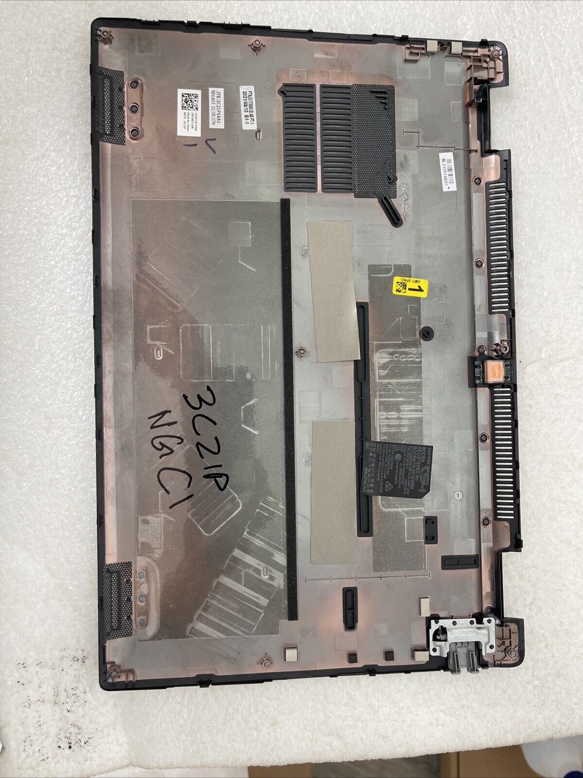 Genuine Dell Latitude 5520 Silver Bottom  Base Cover Lower 03C21P 3C21P NG T8
