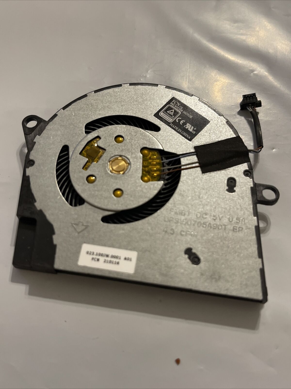 Dell Inspiron Laptop Cooling Fan 14 5401 5402 5405 5408 Vostro 14 5402 R6YTH P2