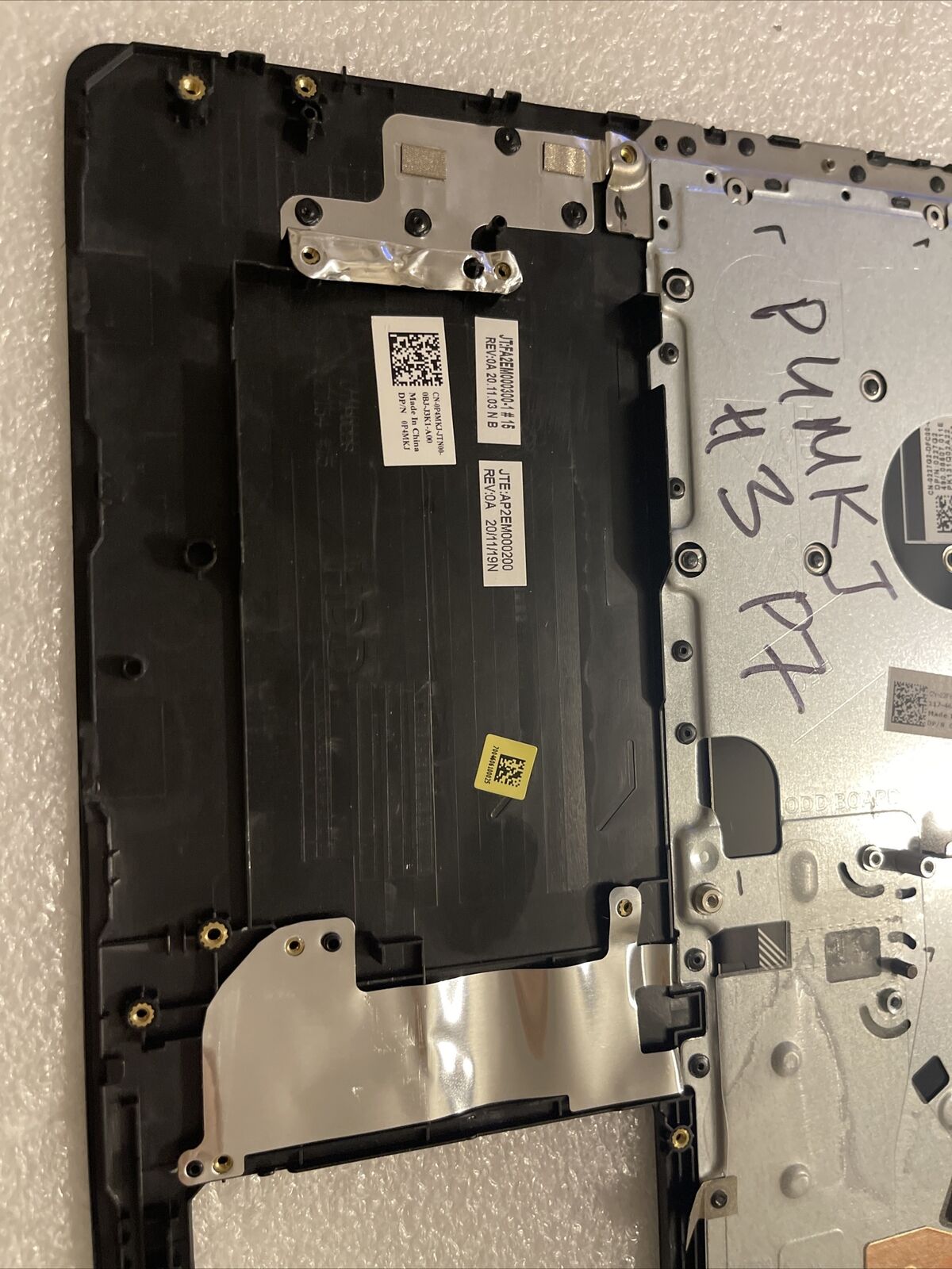 GENUINE DELL INSPIRON 3583 3593 PALMREST SPANISH KEYBOARD H9P3P P4MKJ H3 P7