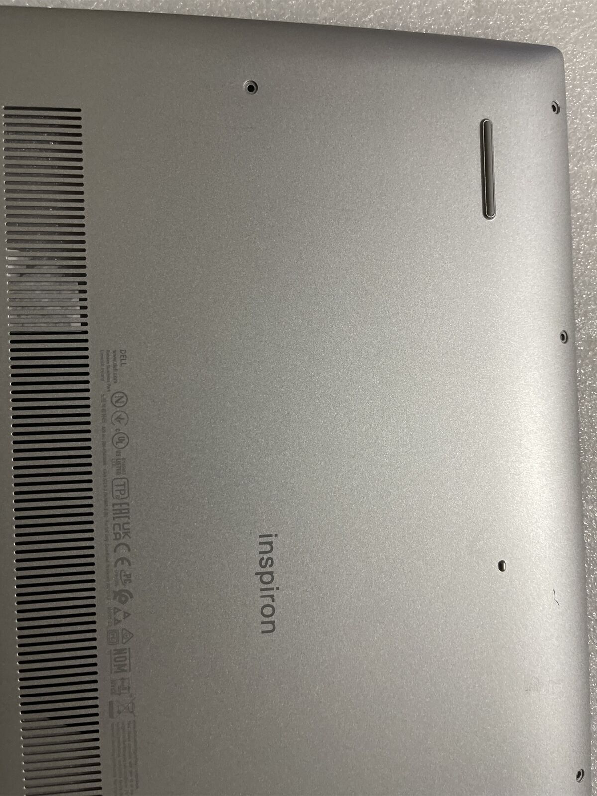 Genuine Dell Inspiron 16Pro 5620 5625 Bottom Cover Lower Case 010C5K 10C5K SP C4