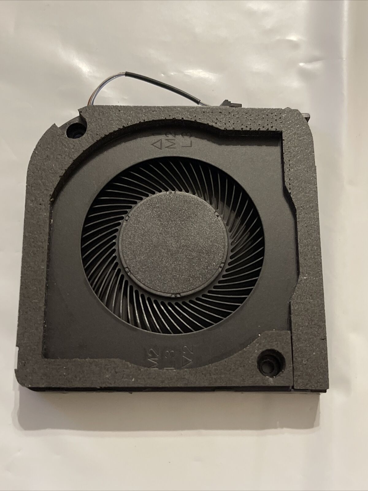 DELL LATITUDE 5520 Precision 3560 LAPTOP cooling Fan 15.6"  DXJNV 0DXJNV P1