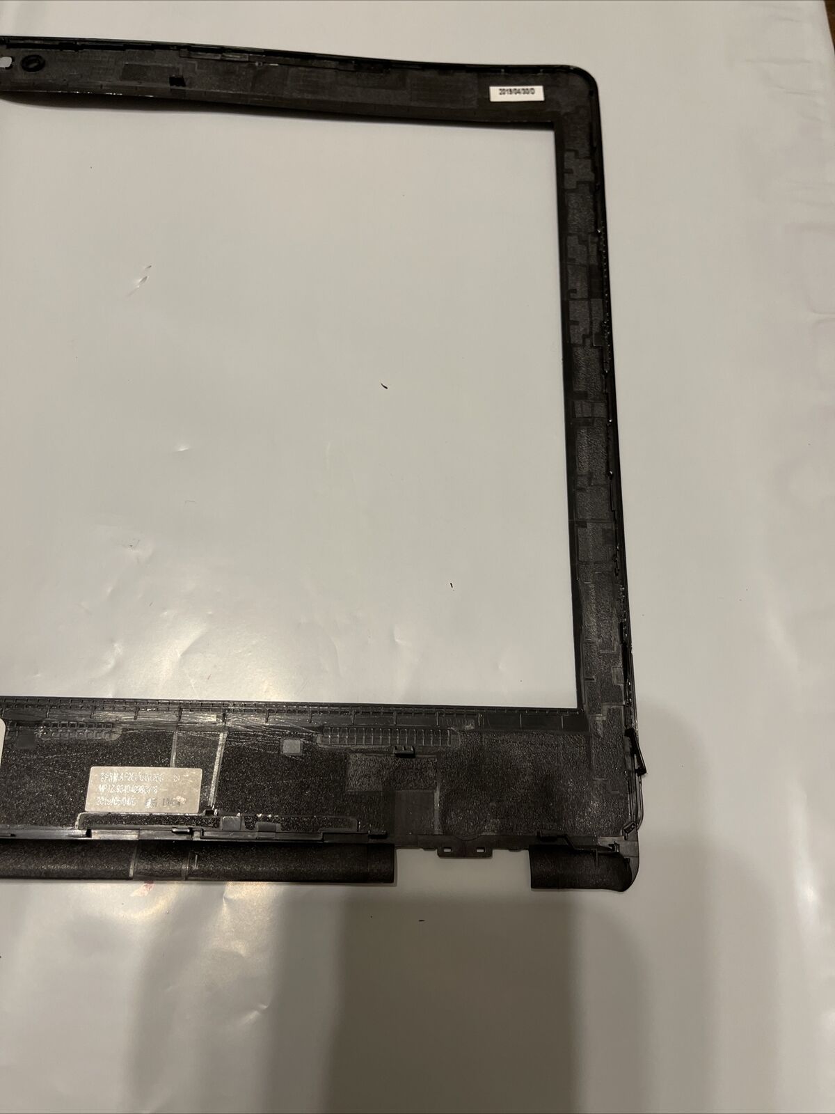 Dell OEM Inspiron 3000 3482 3482 3493 14" Front Trim LCD Bezel Y5J01 0Y5J01  N1