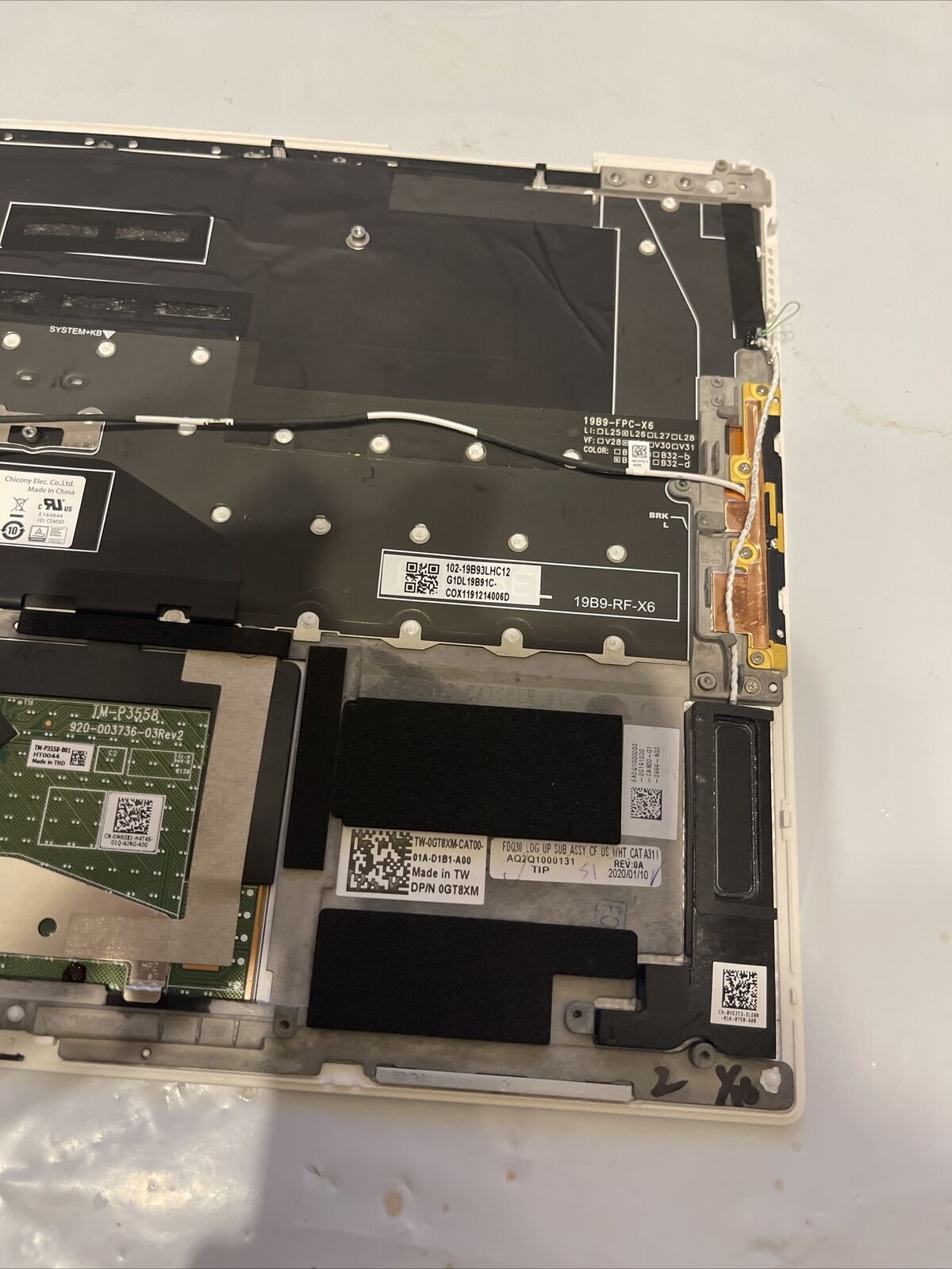 Dell XPS 9300 Palmrest Touchpad french Keyboard Assembly GT8XM P6 T1