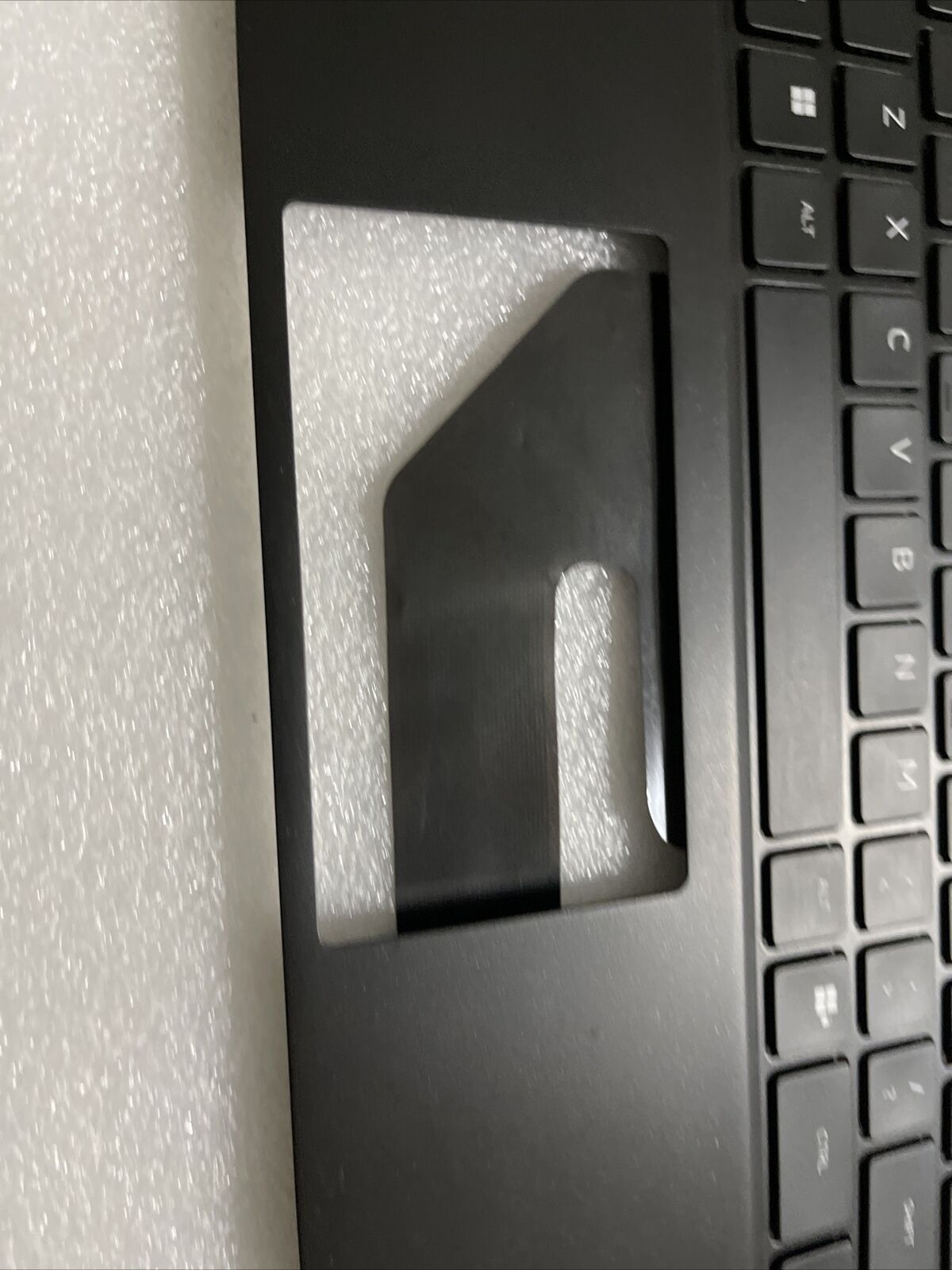 Genuine Dell Alienware x15 R1 Laptop Palmrest US RGB BCL Keyboard 0V6M0K H1P7