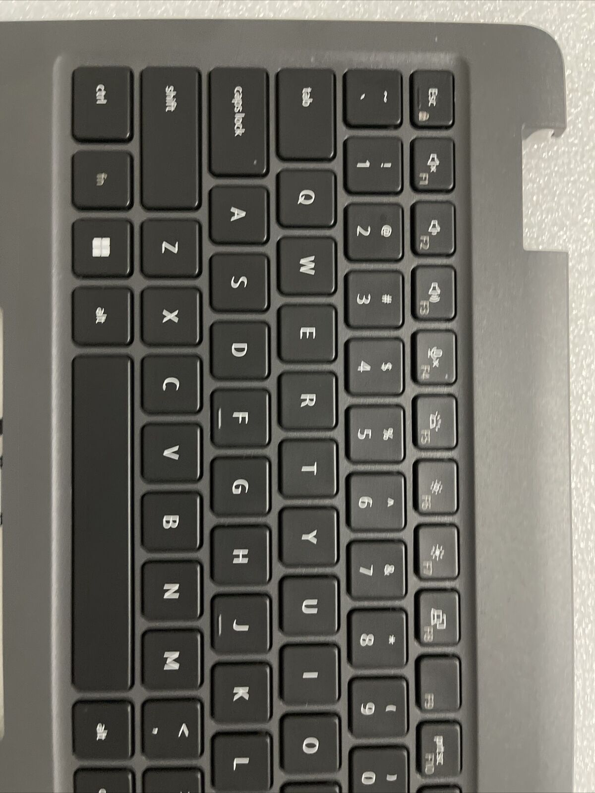 Dell Latitude 3540 E3540 Palmrest US English keyboard DVR0W 0DVR0W H2P6 Grade A