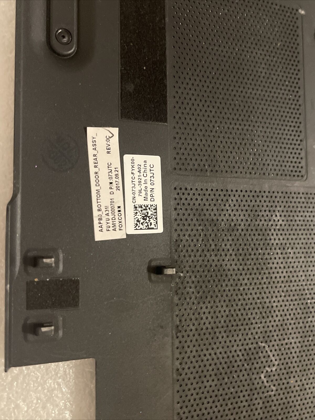 Dell PRECISION 7710 Laptop Bottom Access Panel Door AM1DJ000701 073JTC H1 B6