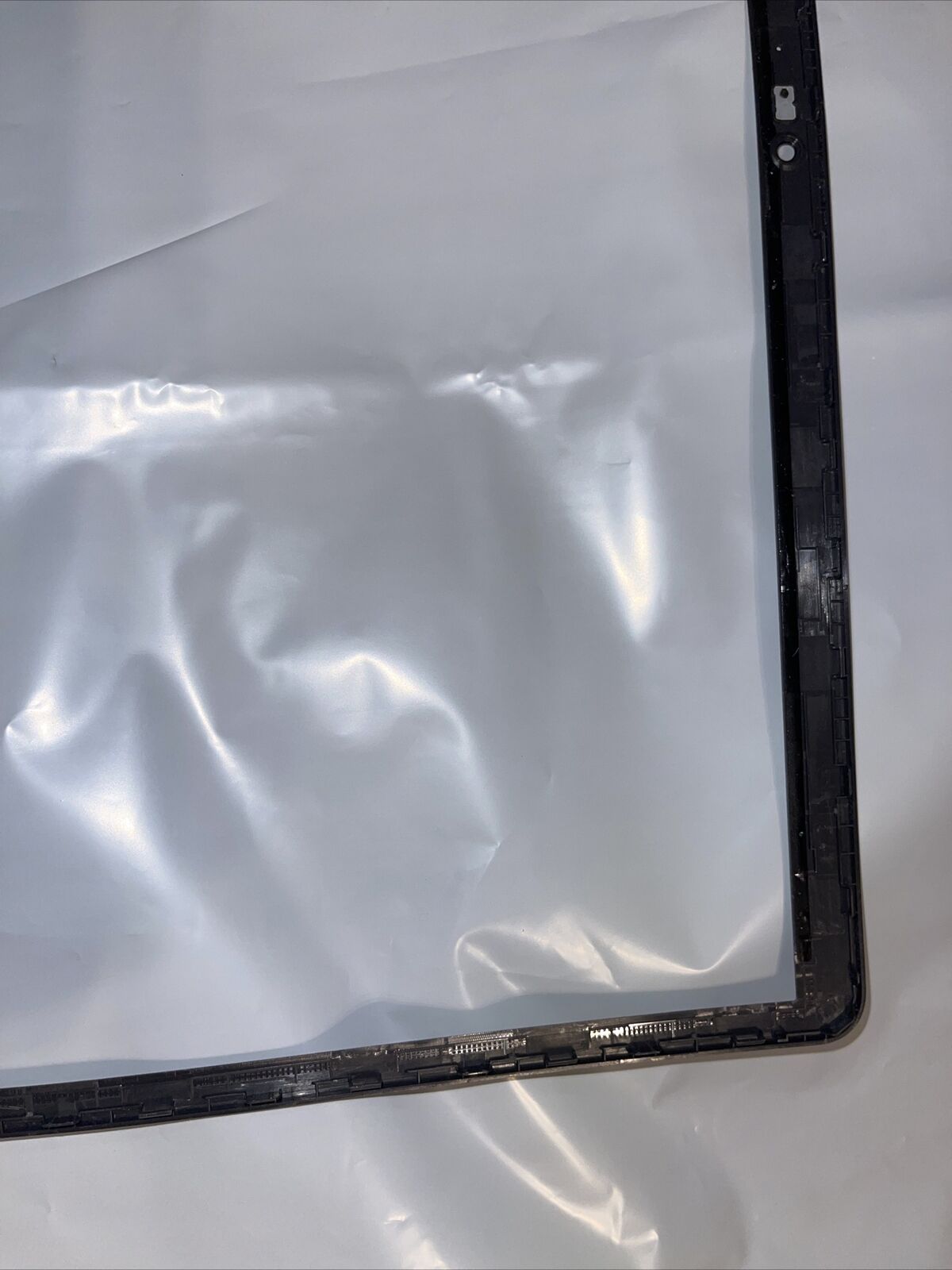 Genuine Dell Inspiron 15 3000 Series Lcd Front Bezel TM69M 0TM69M N4