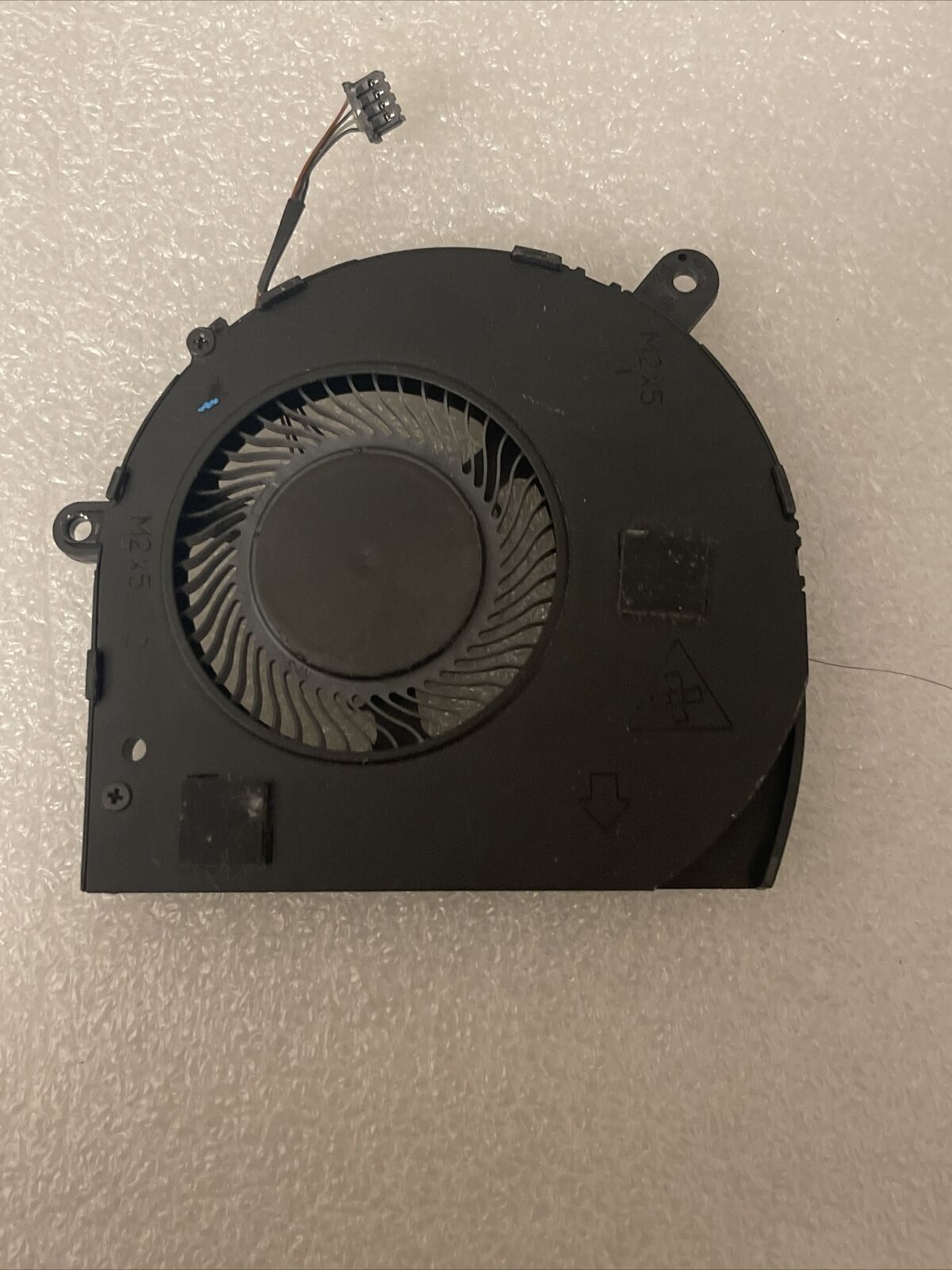 Genuine Dell Latitude 5500 Precision 3540 CPU Laptop Cooling Fan 1GM4N 01GM4N P7