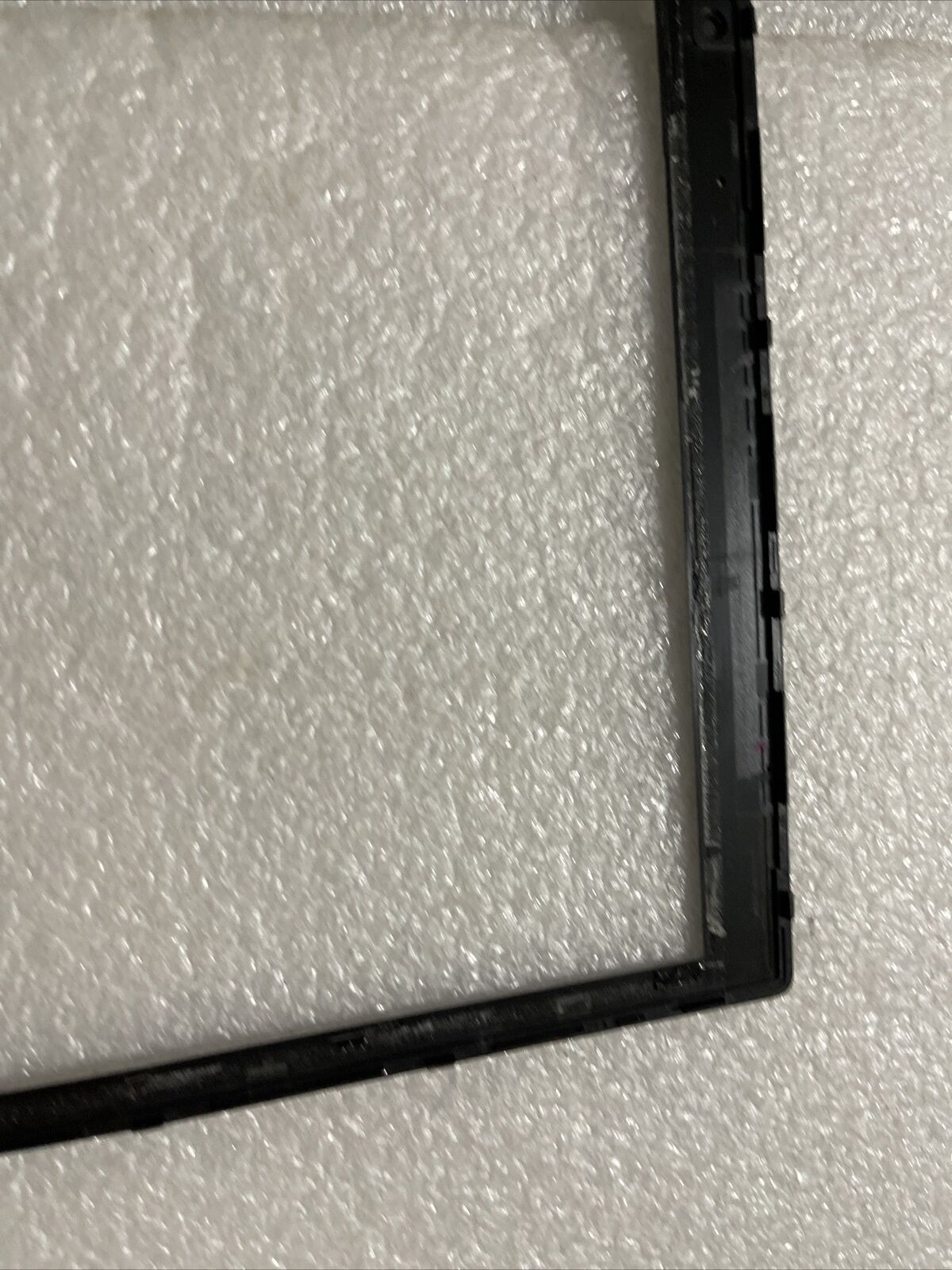 New Genuine Dell OEM Latitude 7480 7490 14" LCD BEZEL CAMERA HOLE 3WMTY H1 N3