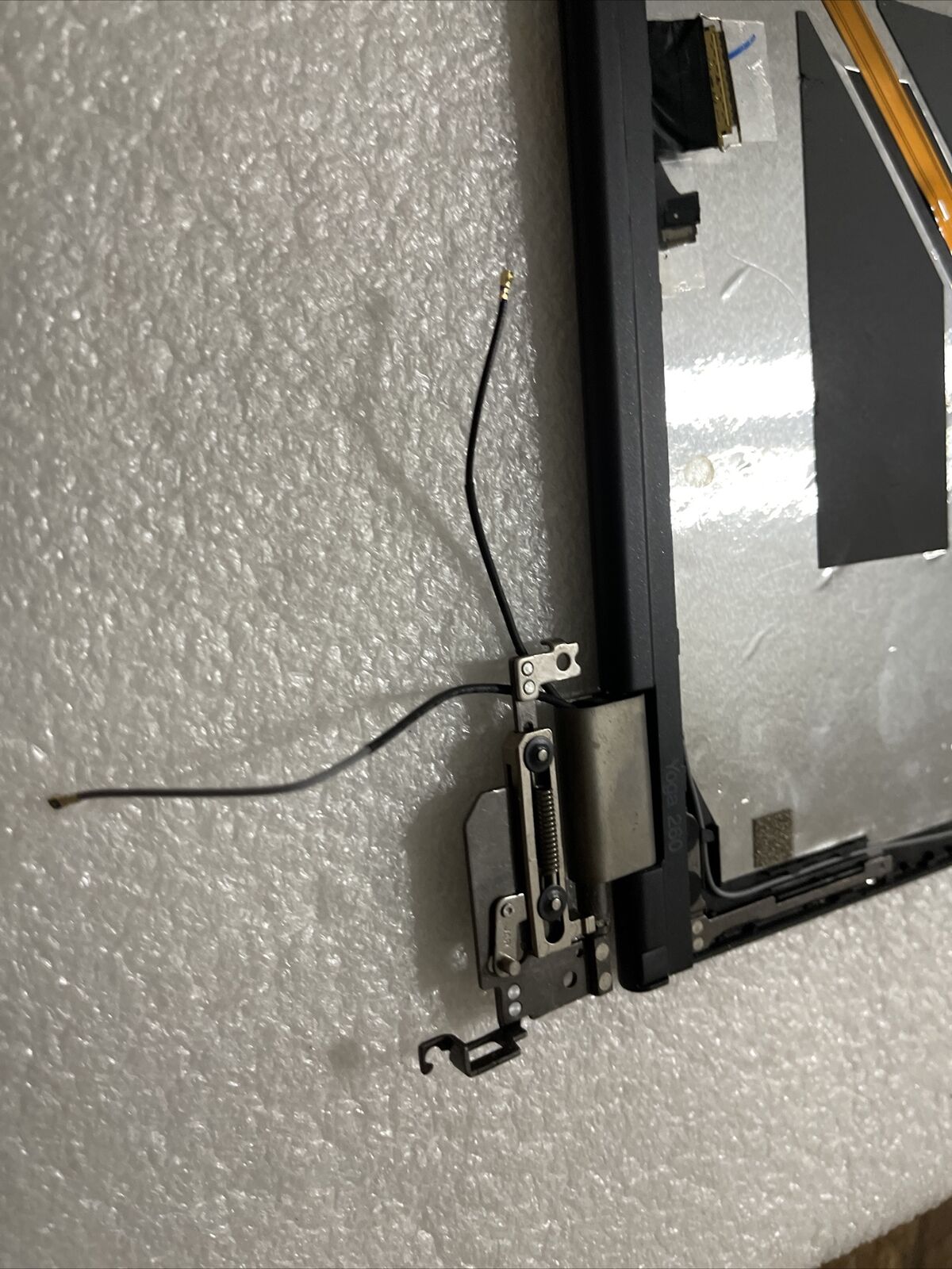 Genuine Lenovo Yoga 260 LCD Rear Back Cover  Hinges Camera AQ1EY000200 H1 N1