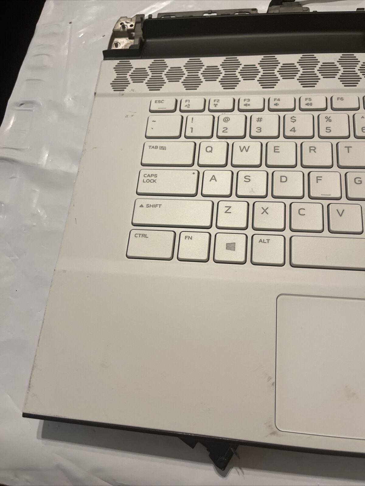 Dell Alienware M15 R3  Laptop Palmrest US backlit keyboard touchpad  CX9G8 P7